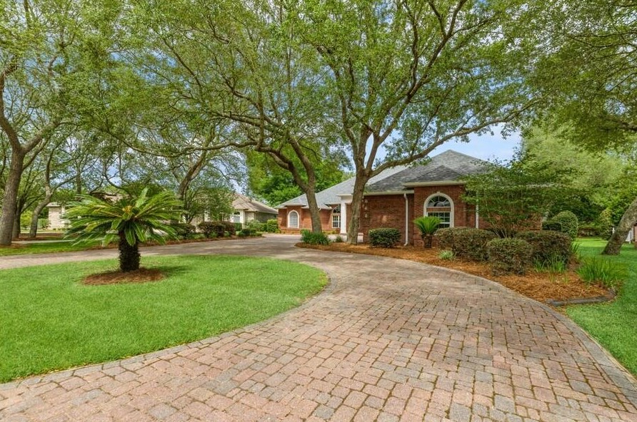 862 Ruckel Dr, Niceville, FL 32578