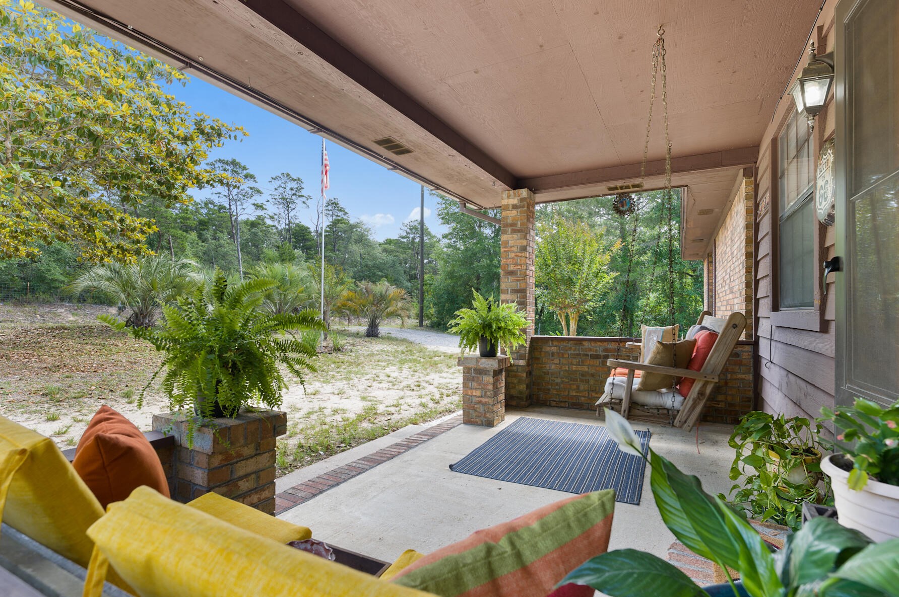 272 Boundary Line Rd, Freeport, FL 32439