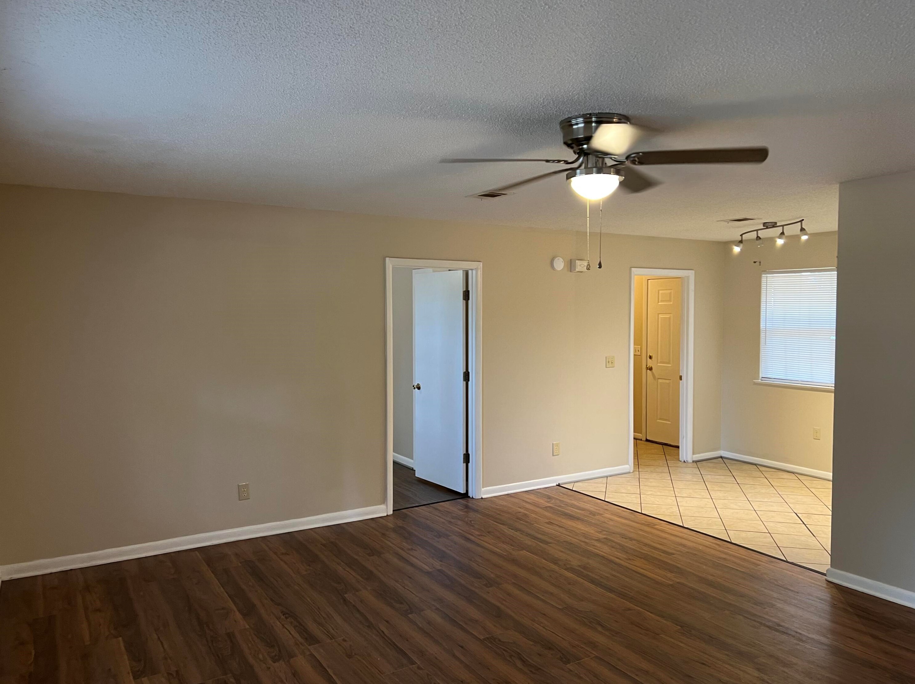 114 W Orange Ave, Defuniak Springs, FL 32435