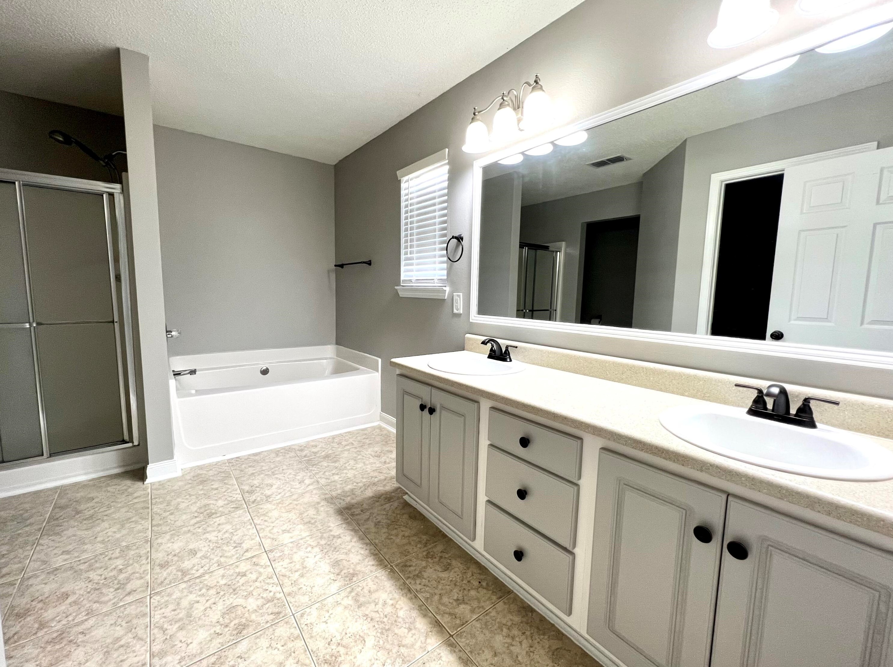 327 Egan Dr, Crestview FL  32536-5426 exterior