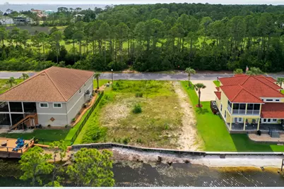 9389 Palmetto Ridge Court, Navarre, FL 32566 - Photo 6