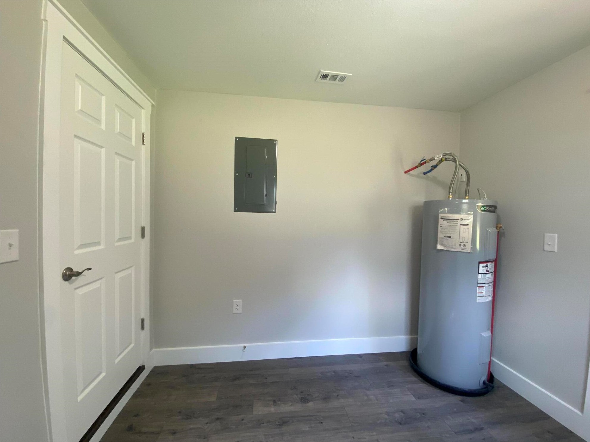 1902 Pearl St, Crestview FL  32536-1916 exterior
