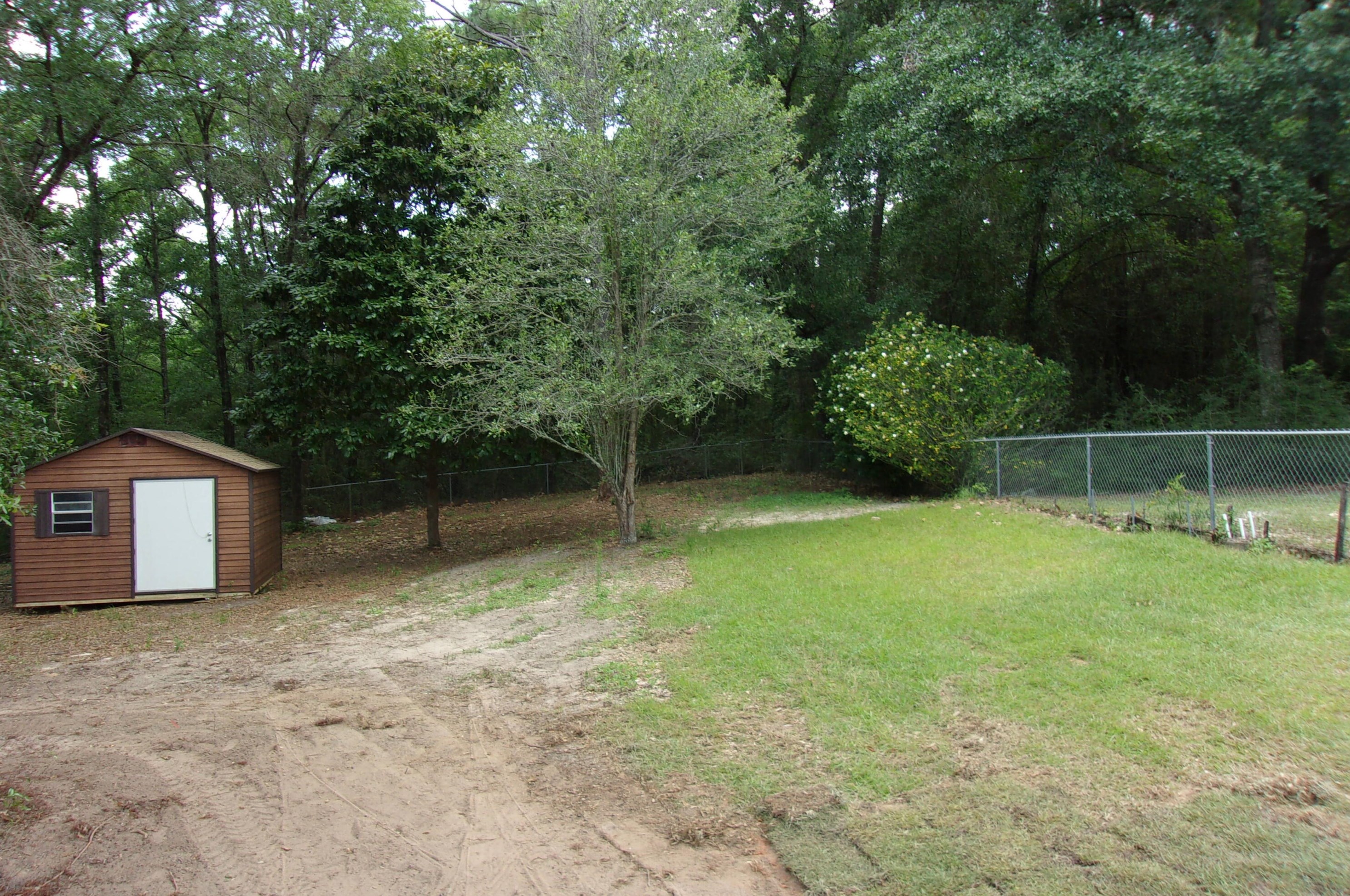 1902 Pearl St, Crestview FL  32536-1916 exterior