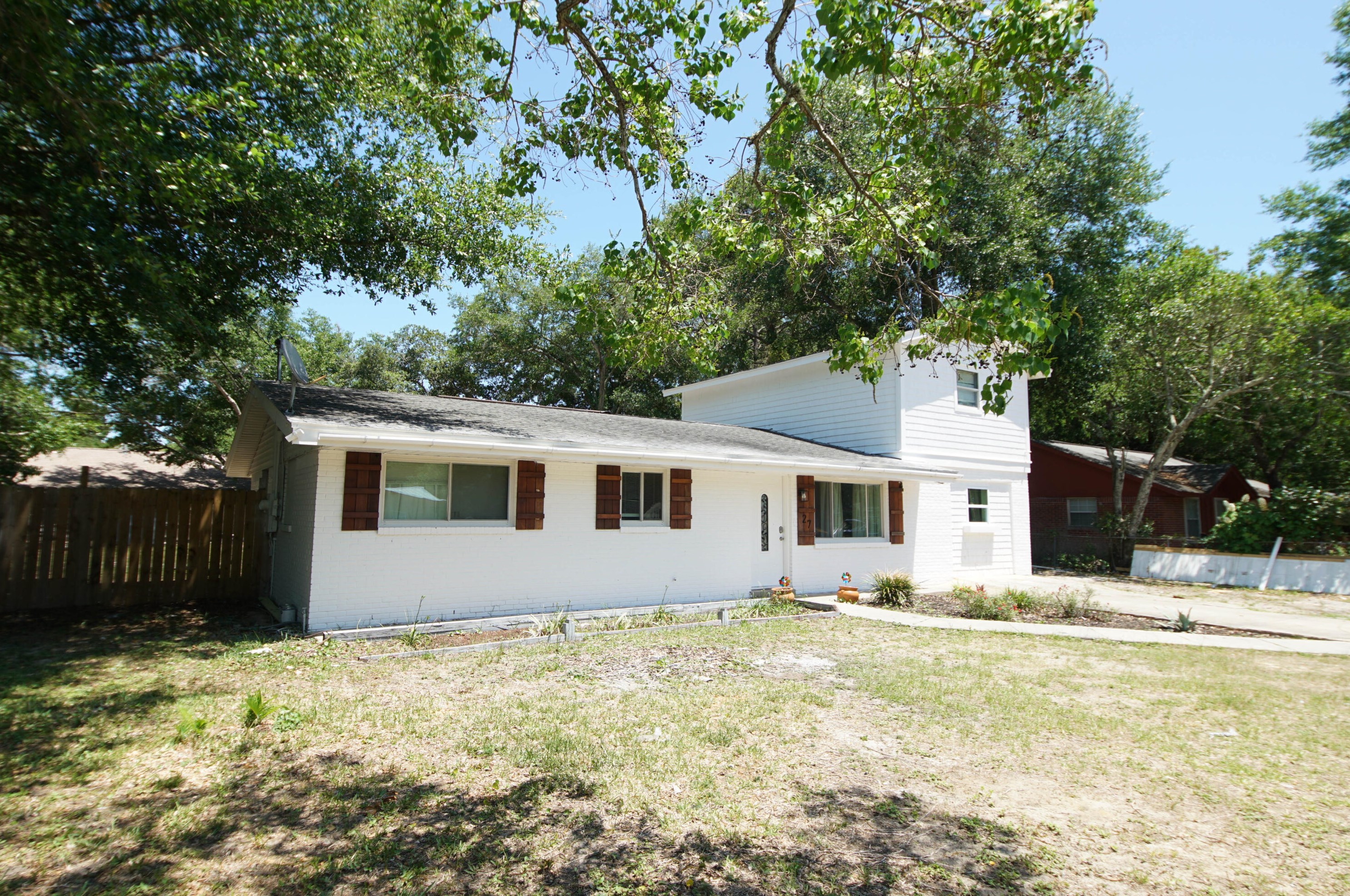 27 Nw Poulton Dr Nw, Fort Walton Beach, FL 32548