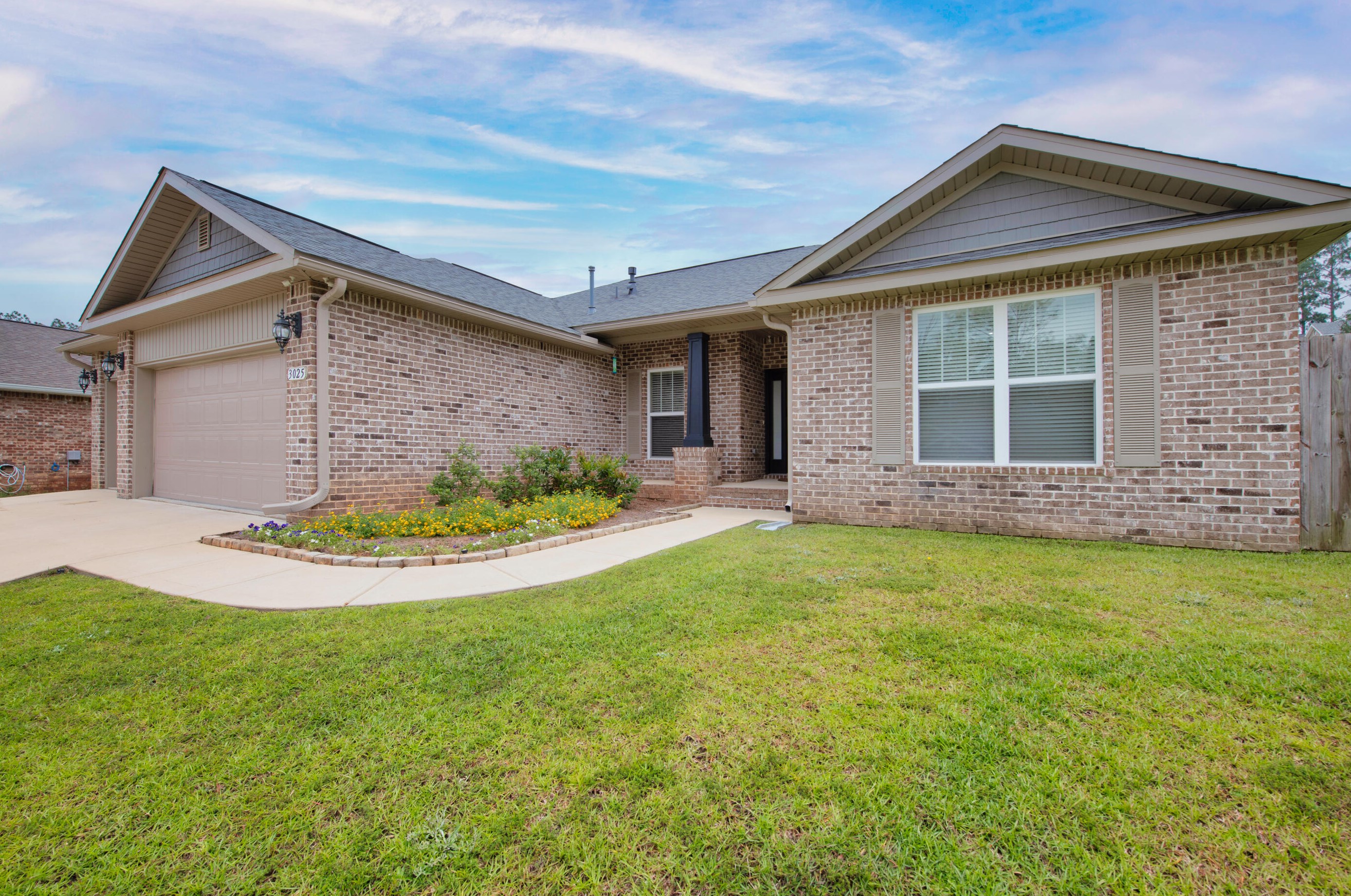 3025 Crown Creek Cir, Crestview, FL 32539