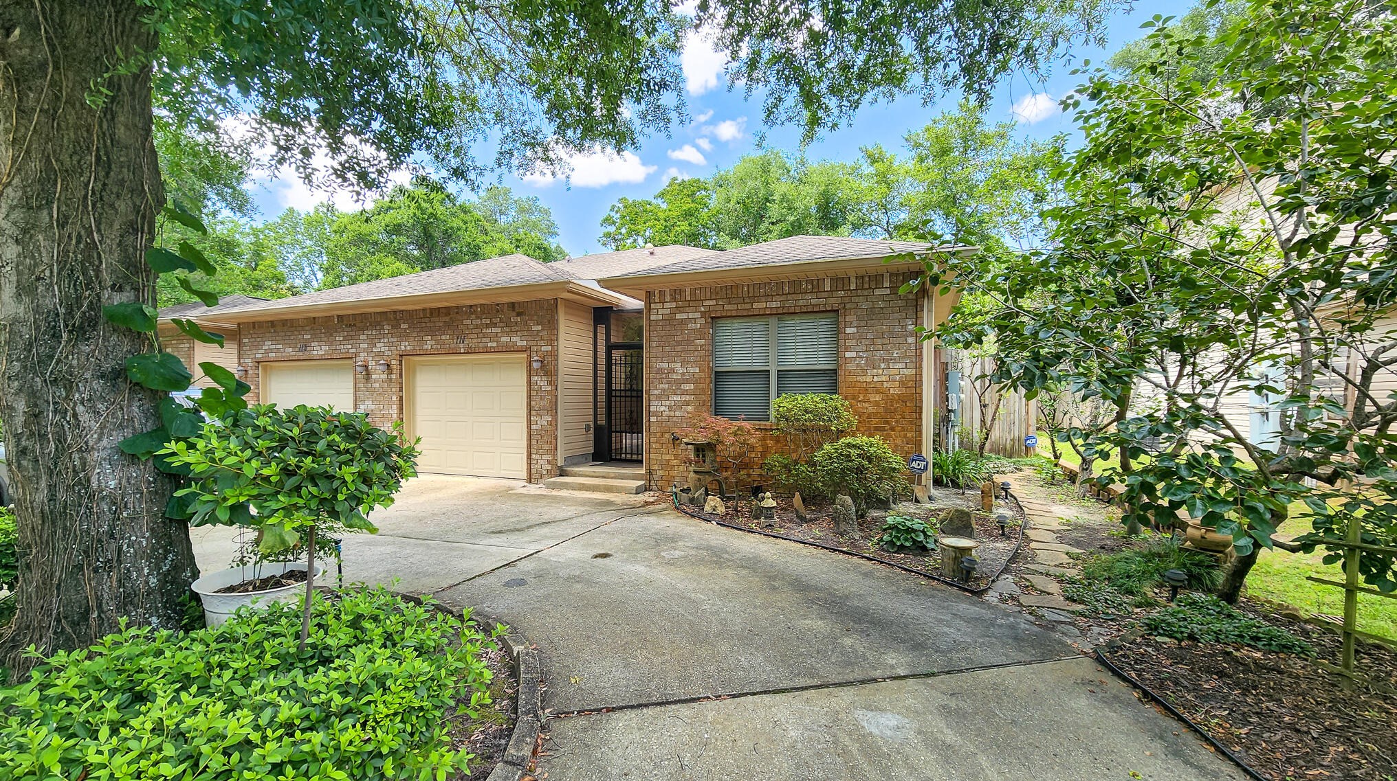 111 Duloft St, Fort Walton Beach, FL 32547-3515