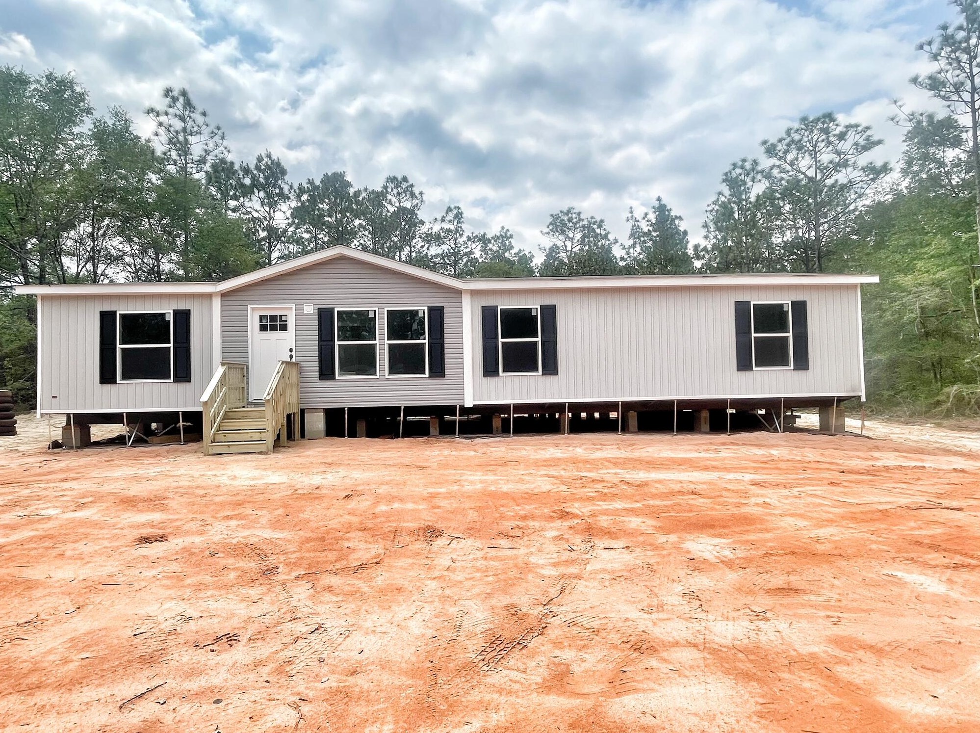 295 E Michaelangelo Road E, Defuniak Springs, FL 32433