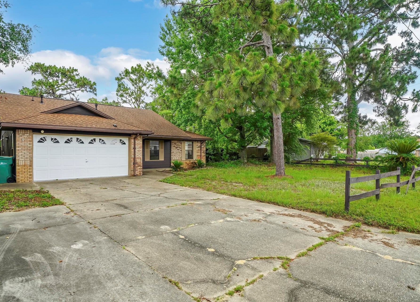 211 Michael Ave, Mary Esther, FL 32569-3307