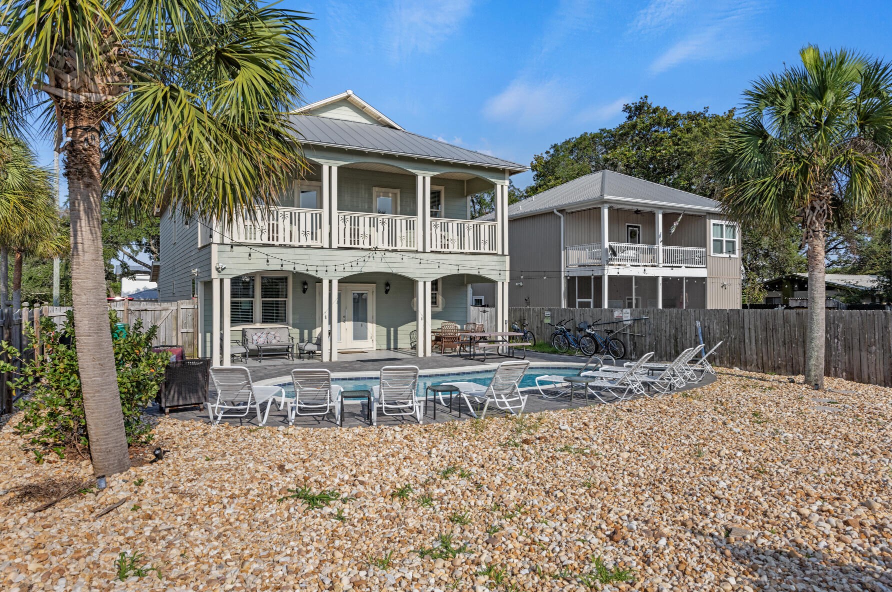 94 Dolphin St, Destin FL  32541-3647 exterior