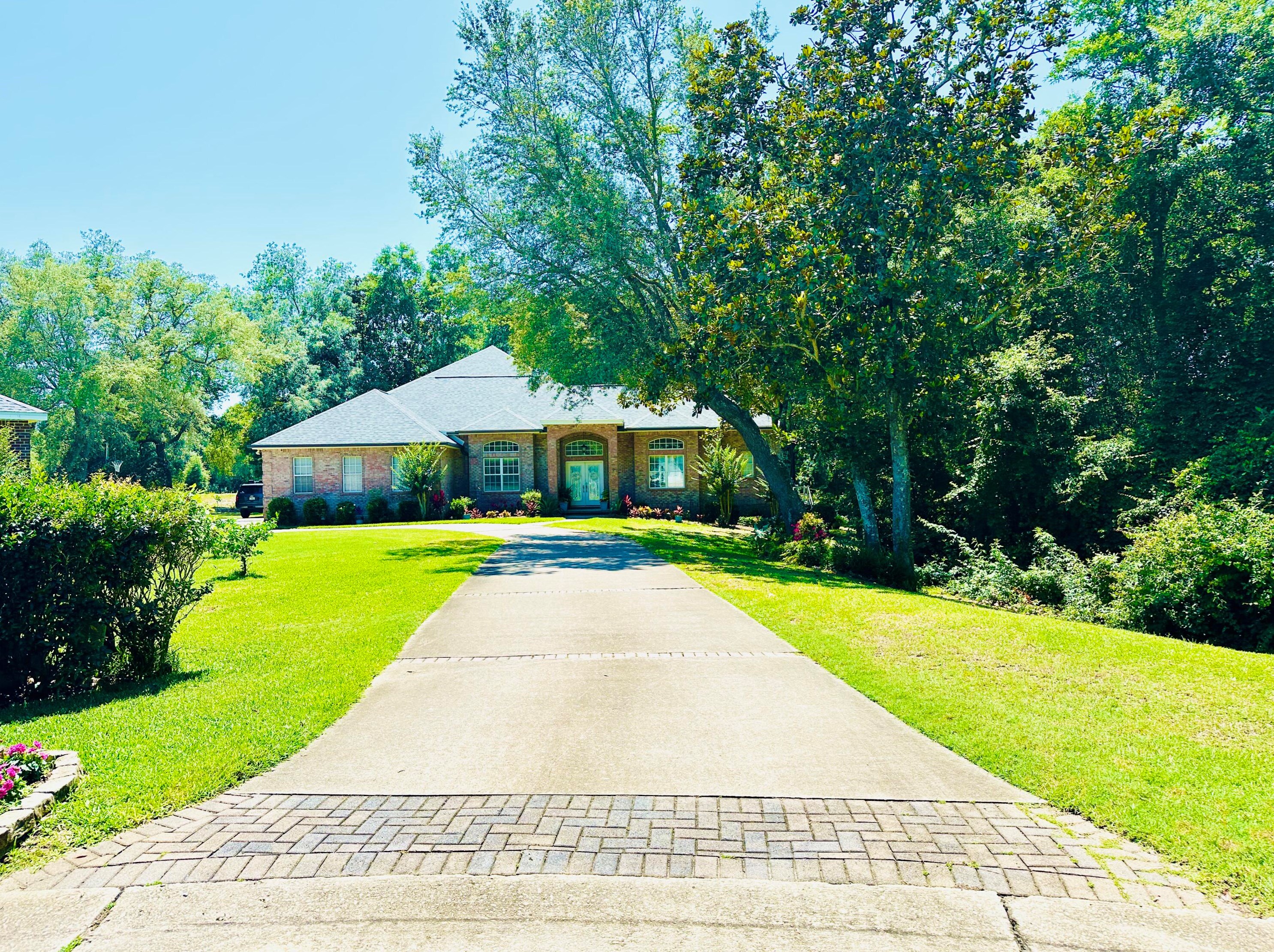 4200 Turtle Xing, Niceville, FL 32578-8772