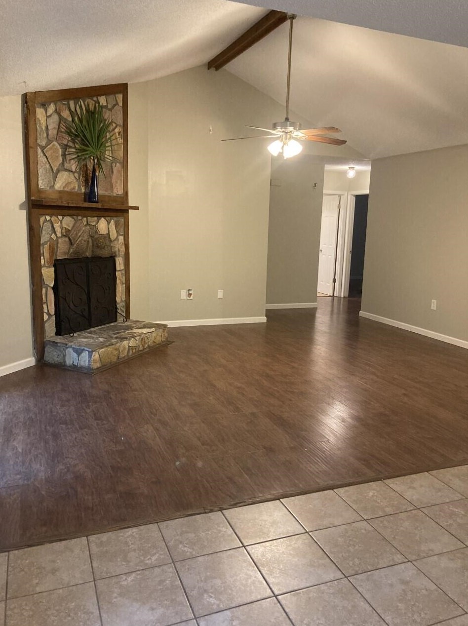 285 Willow Ave, Freeport, FL 32439