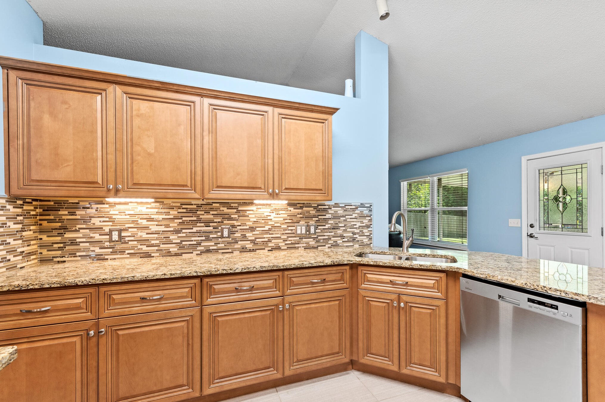 2816 Mohican Way, Crestview FL  32539-6398 exterior