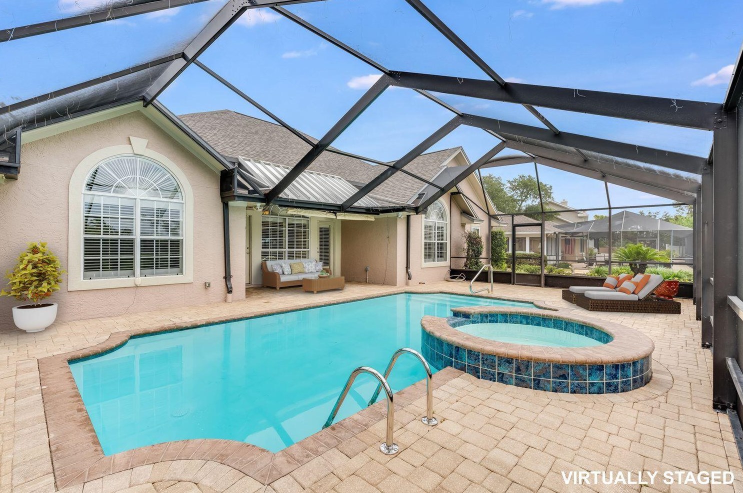 821 Dolphin Dr, Panama City, FL 32408-7253