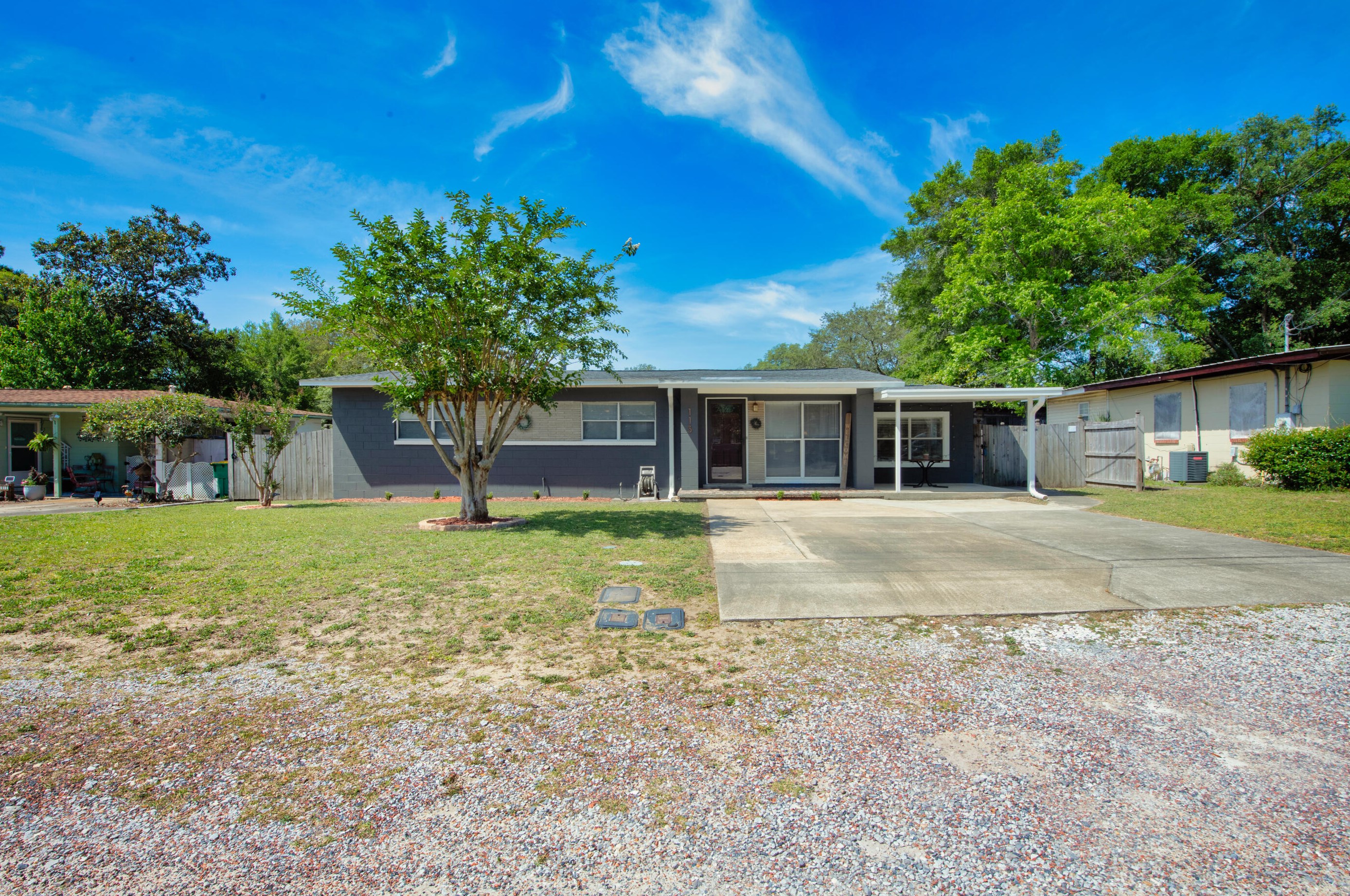 113 Park Ave, Niceville, FL 32578-1107