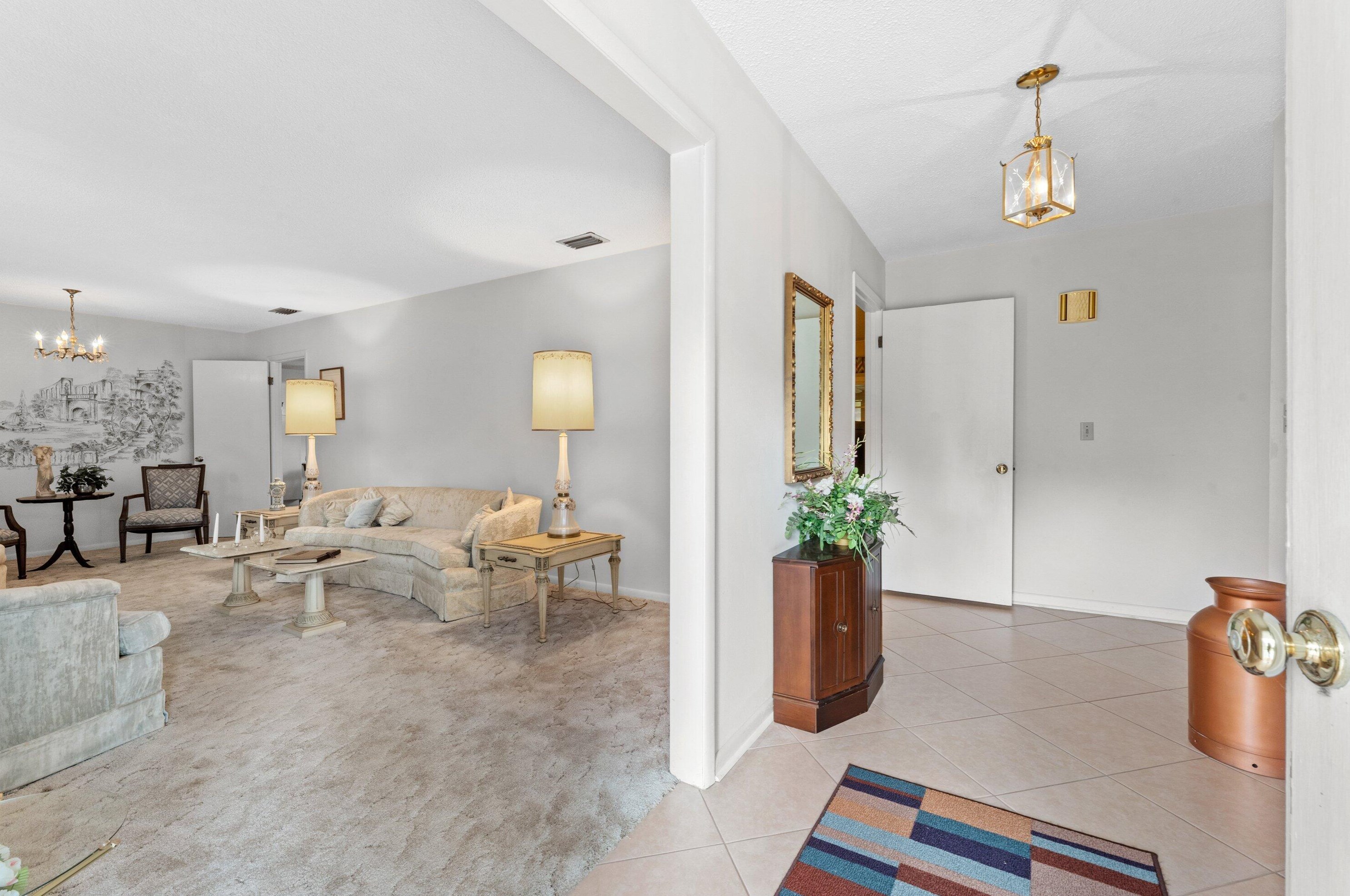 706 Burton Ave, Fort Walton Beach FL  32547-1724 exterior