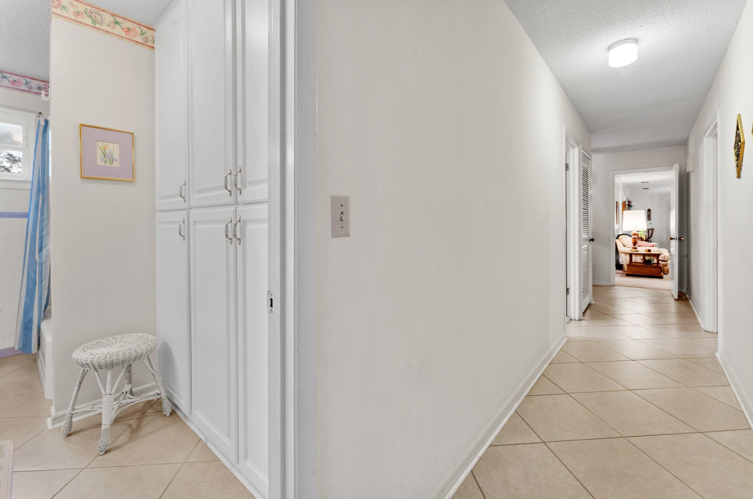 706 Burton Ave, Fort Walton Beach FL  32547-1724 exterior