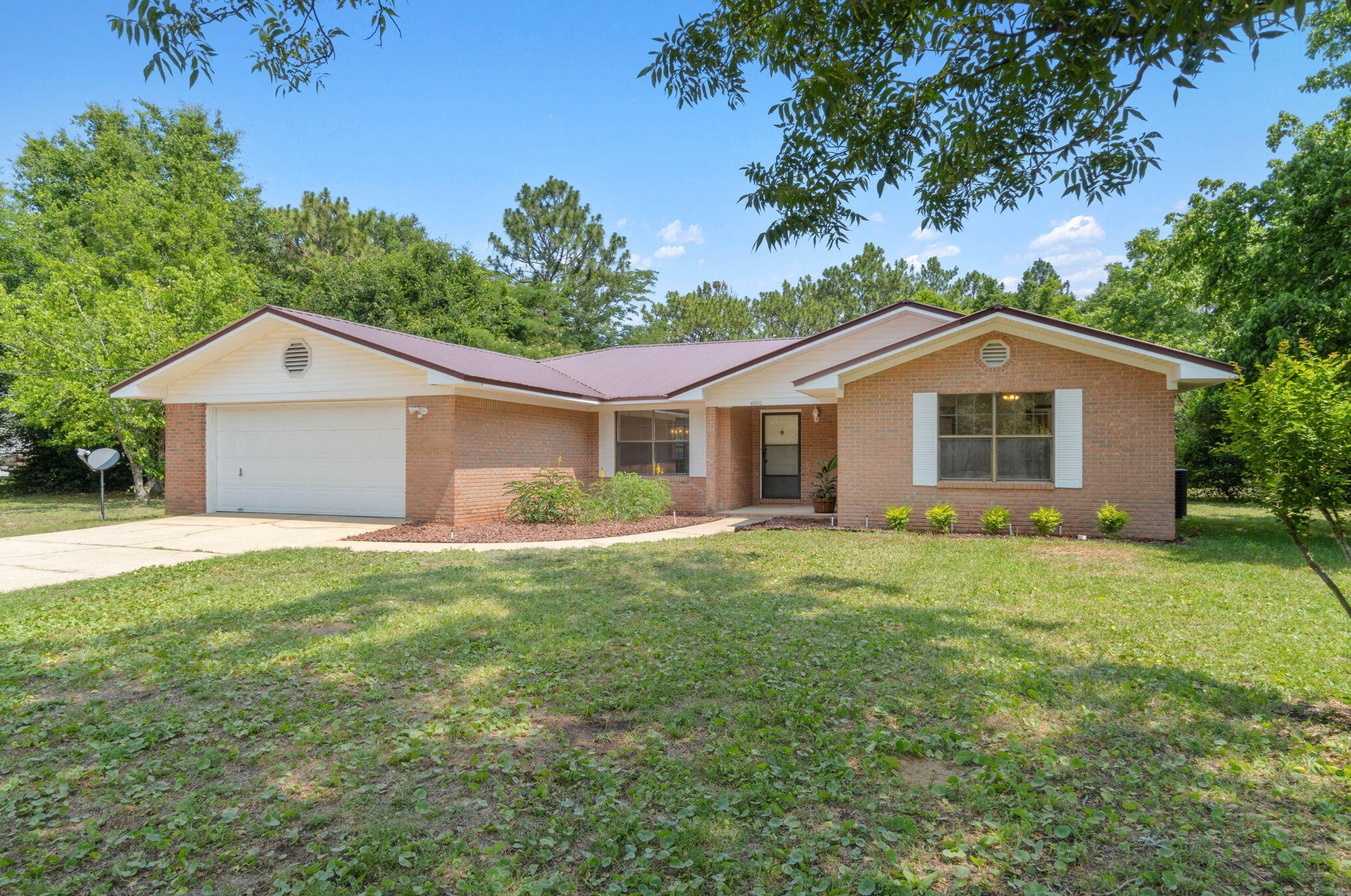4800 Young Rd, Crestview, FL 32539