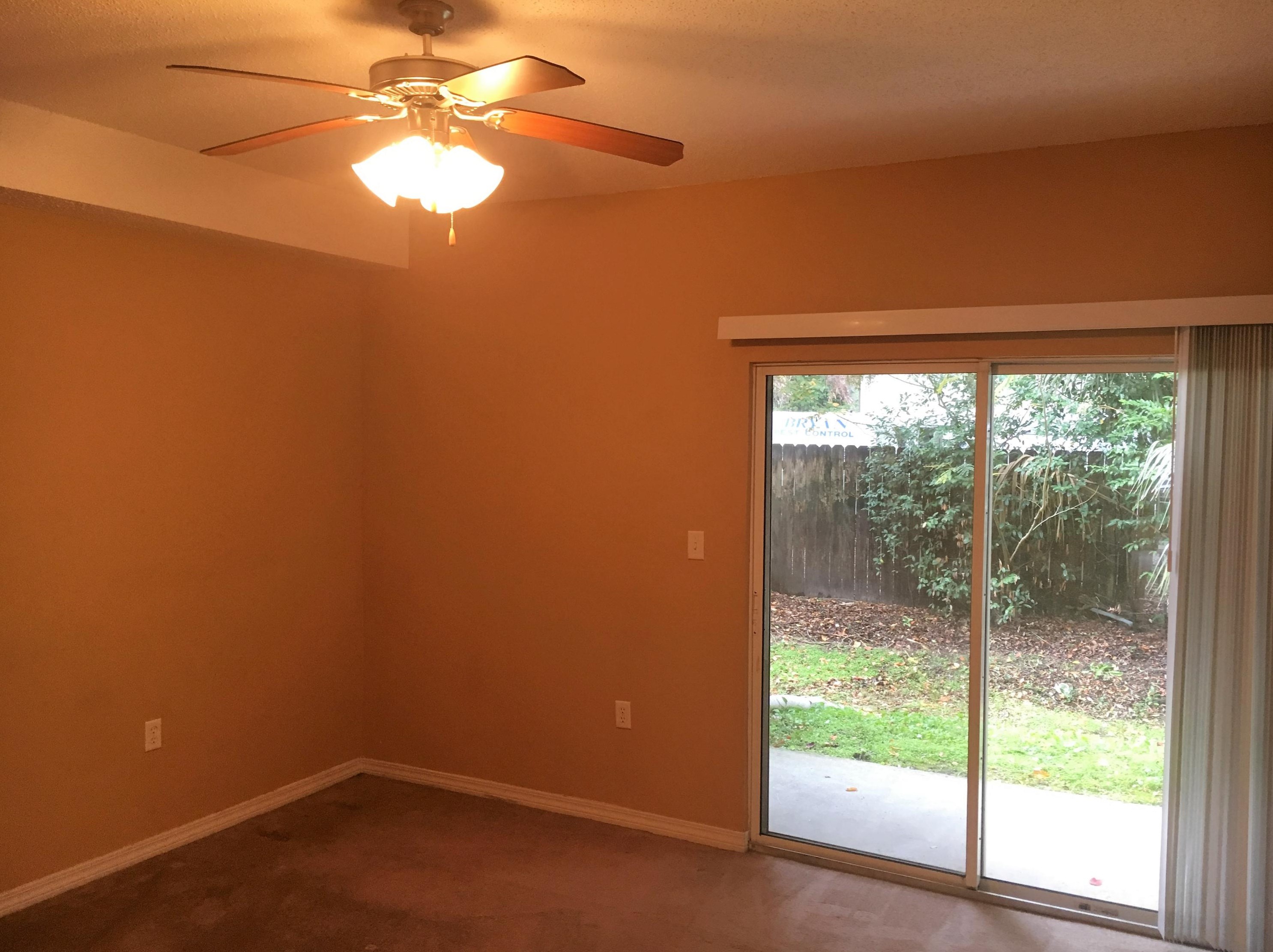 938 Barrow St Apt 2, Fort Walton Beach, FL 32547