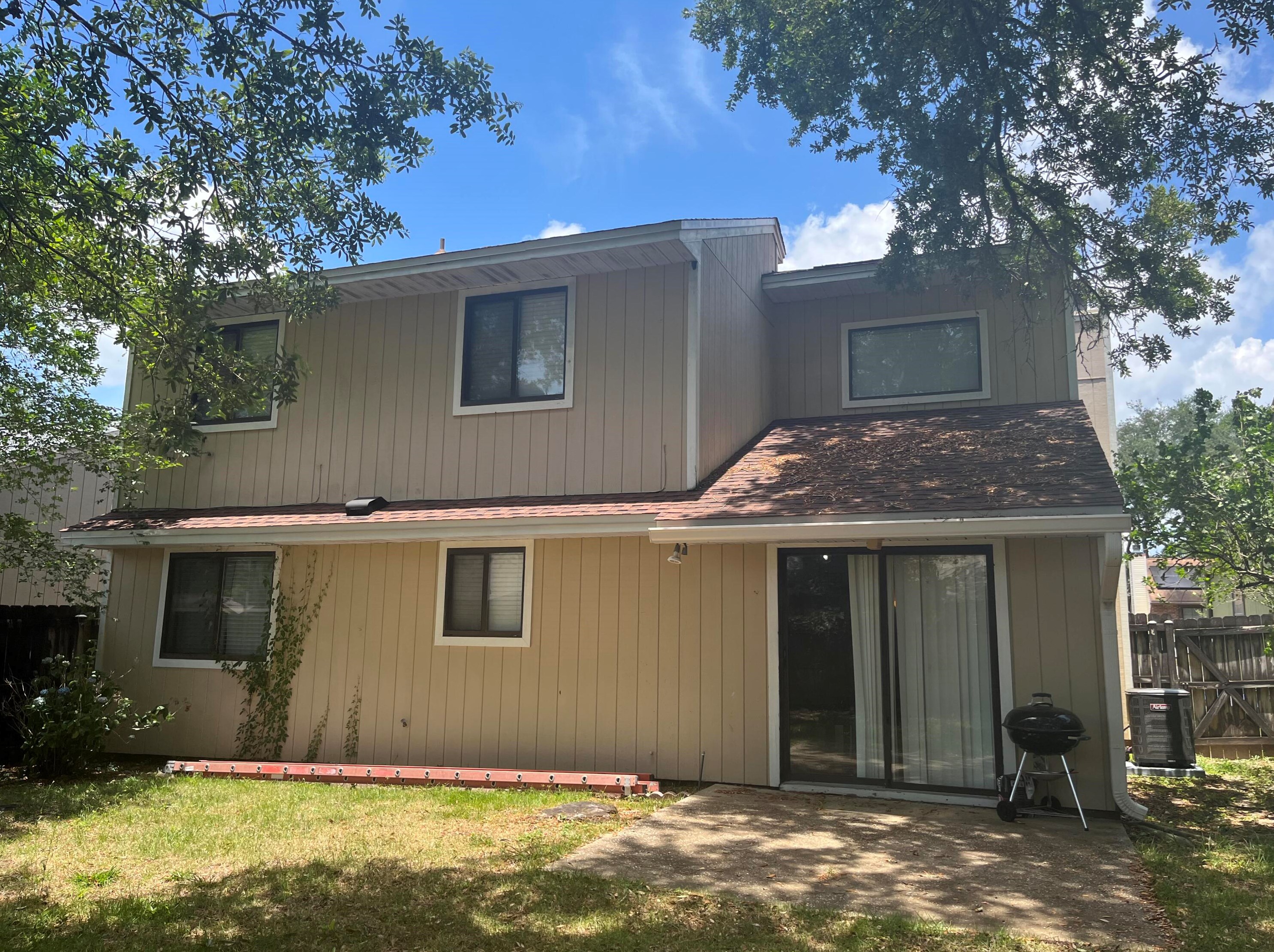 1031 Alderwood Way, Niceville FL  32578-1144 exterior