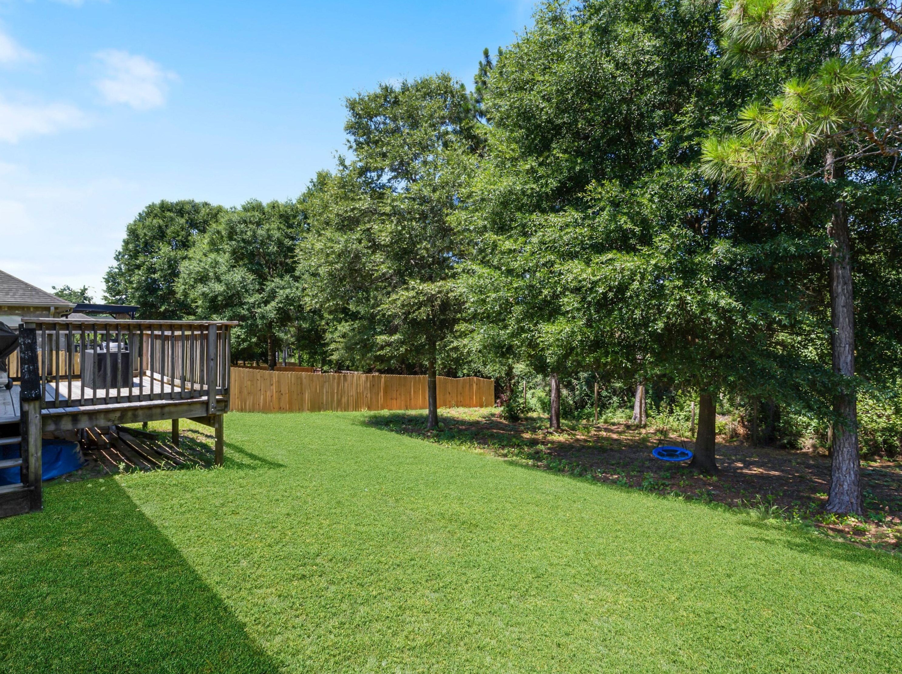 137 Crab Apple Ave, Crestview FL  32536-2257 exterior