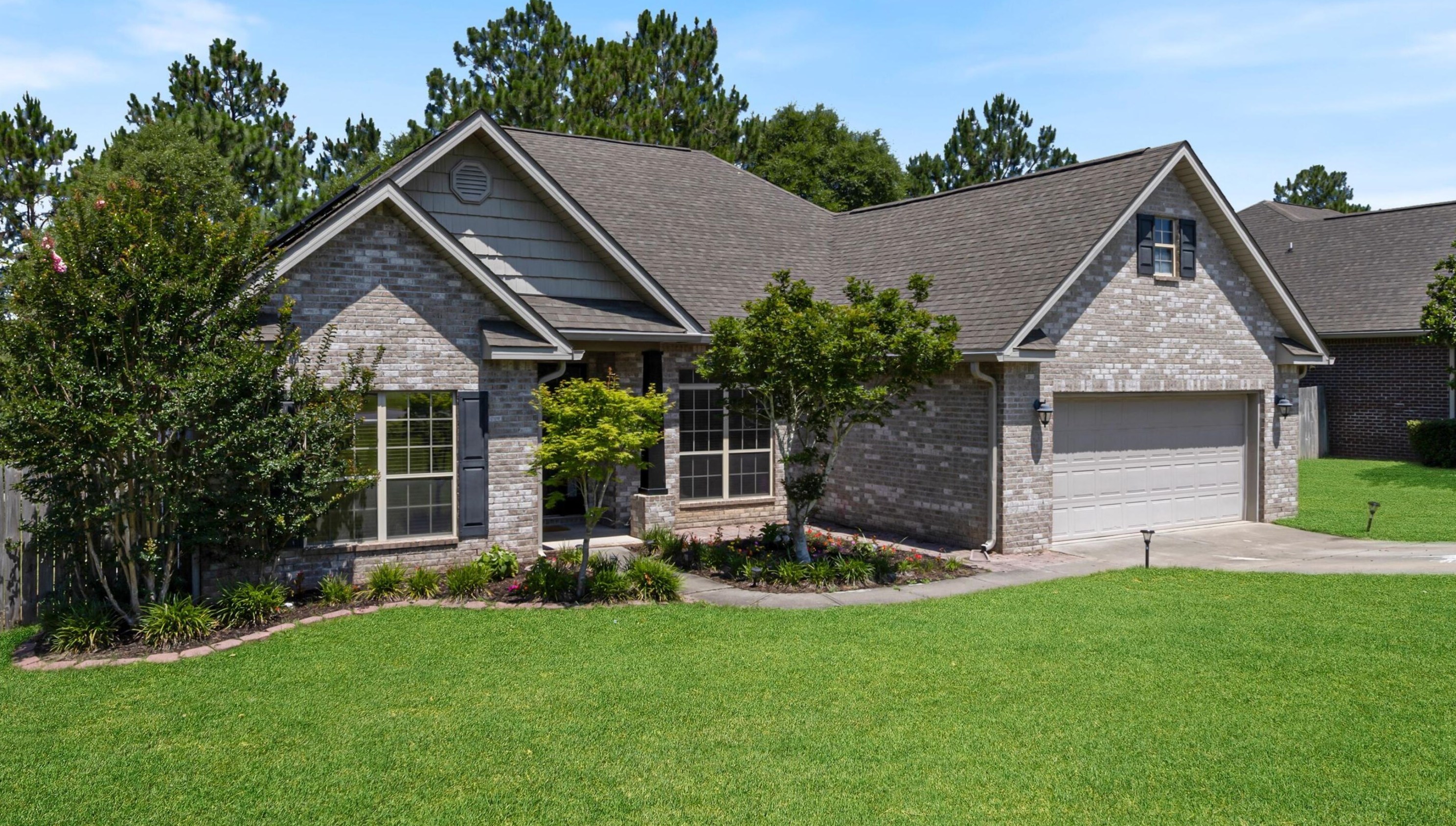 137 Crab Apple Ave, Crestview FL  32536-2257 exterior