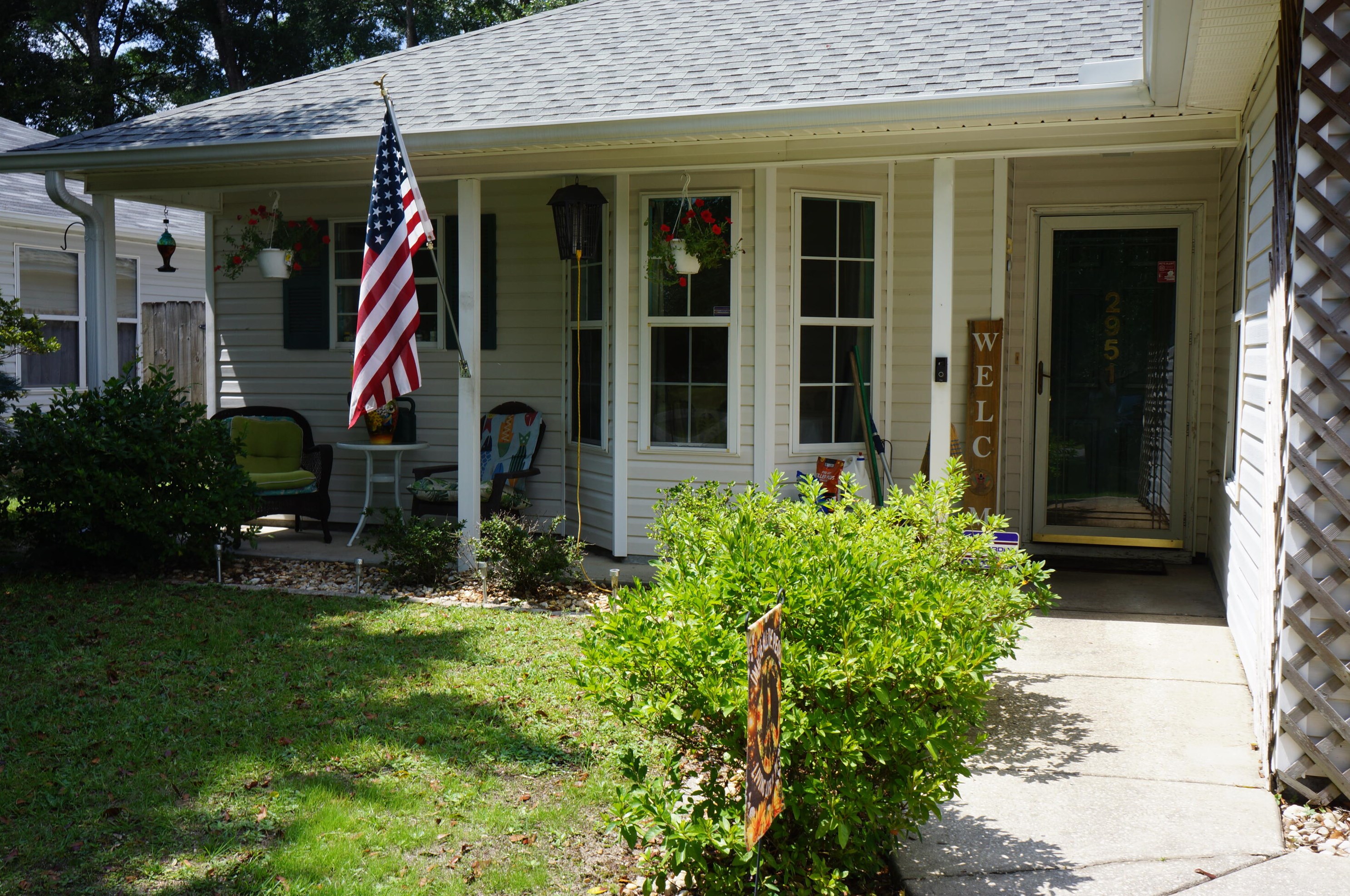 2951 Sholtz Ave, Crestview, FL 32539-7025