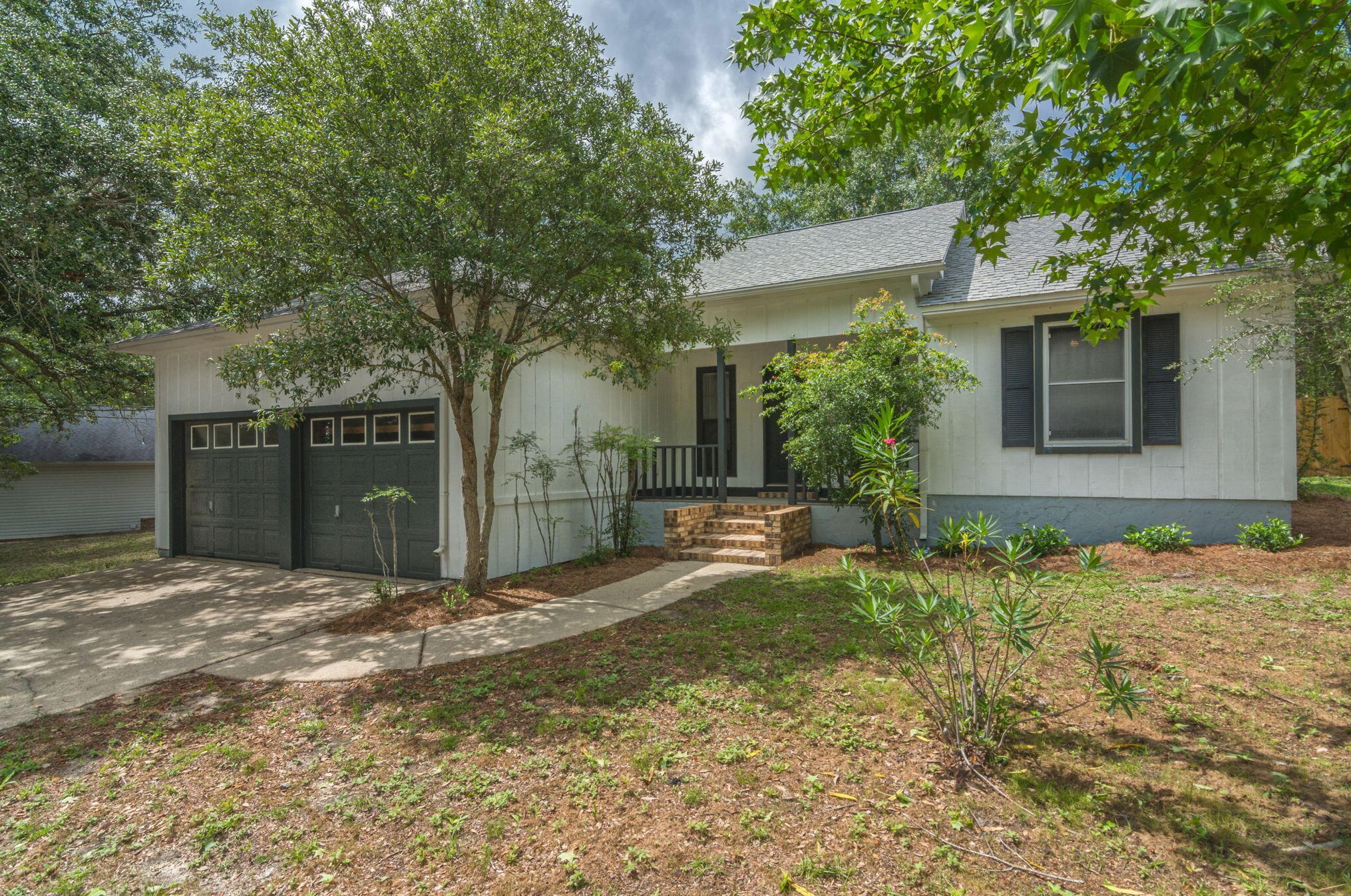106 Claire Dr, Crestview FL  32536-9205 exterior