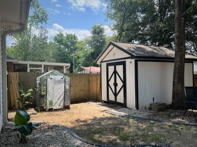 2804 Hogan Ln, Crestview FL  32539-8374 exterior