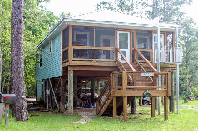 104 Alden Ln, Freeport, FL 32439