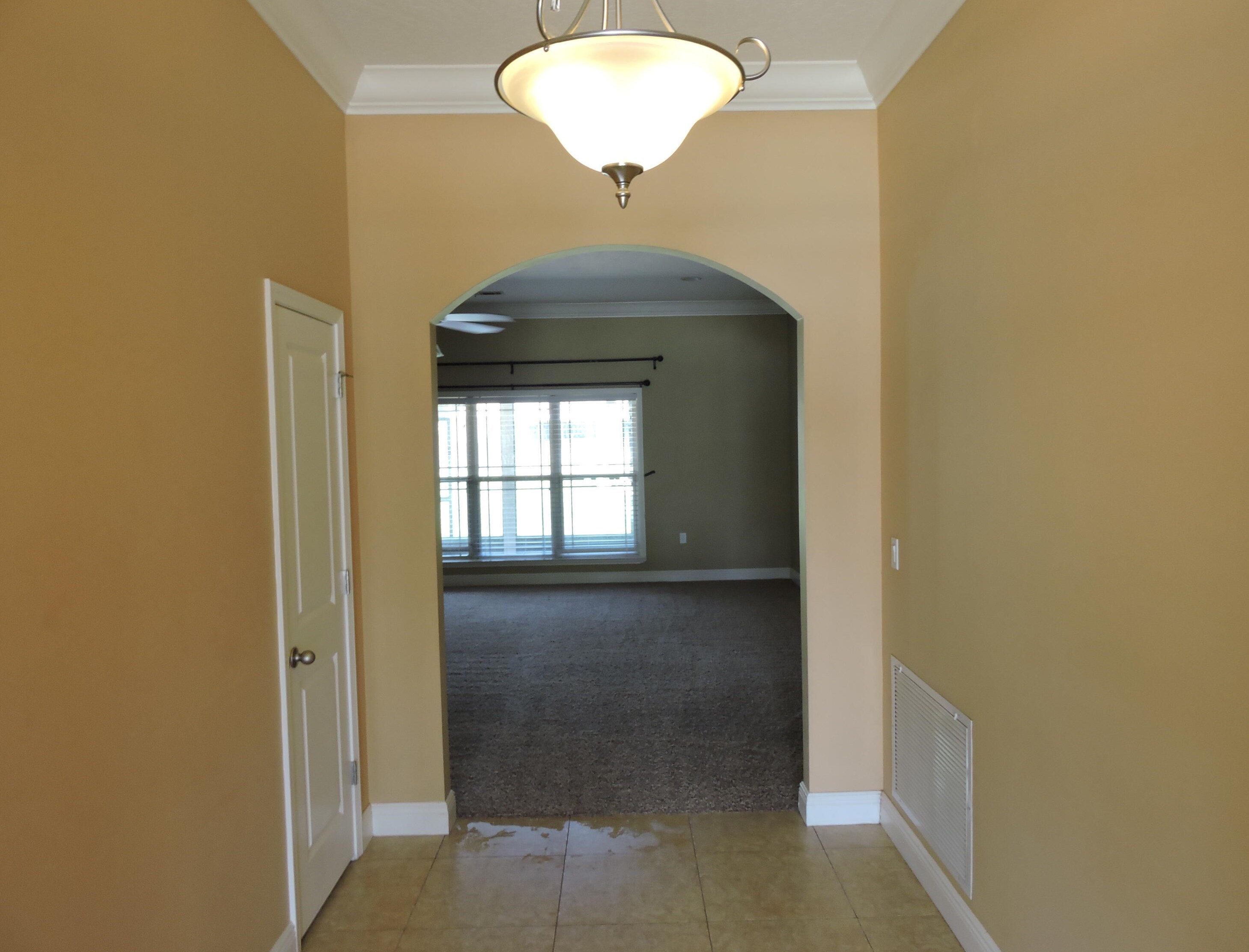 4587 Ashton Cir, Crestview, FL 32536