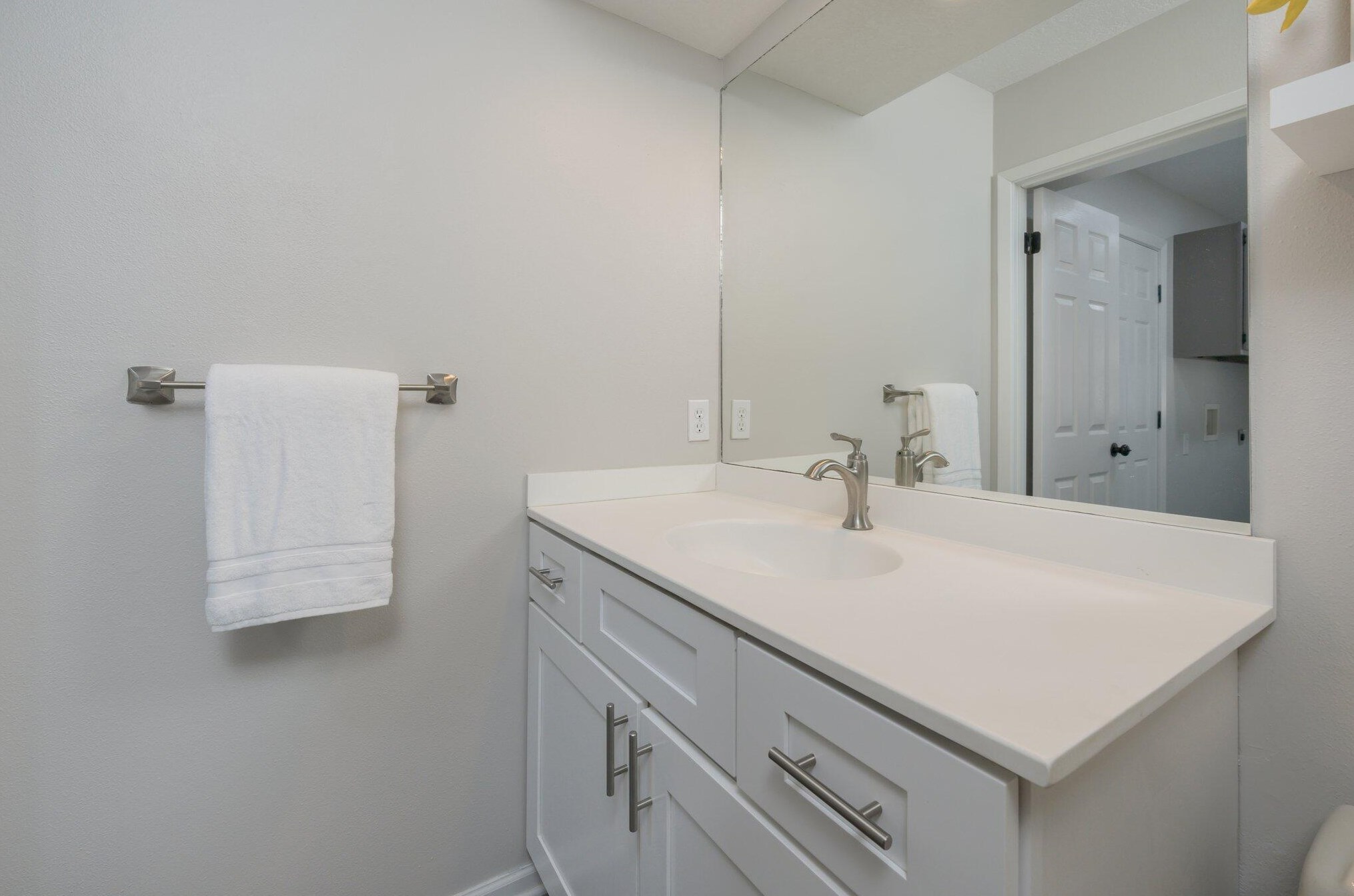 917 Lido Cir, Niceville FL  32578-4404 exterior