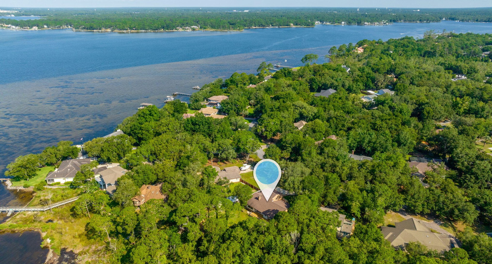 917 Lido Cir, Niceville FL  32578-4404 exterior