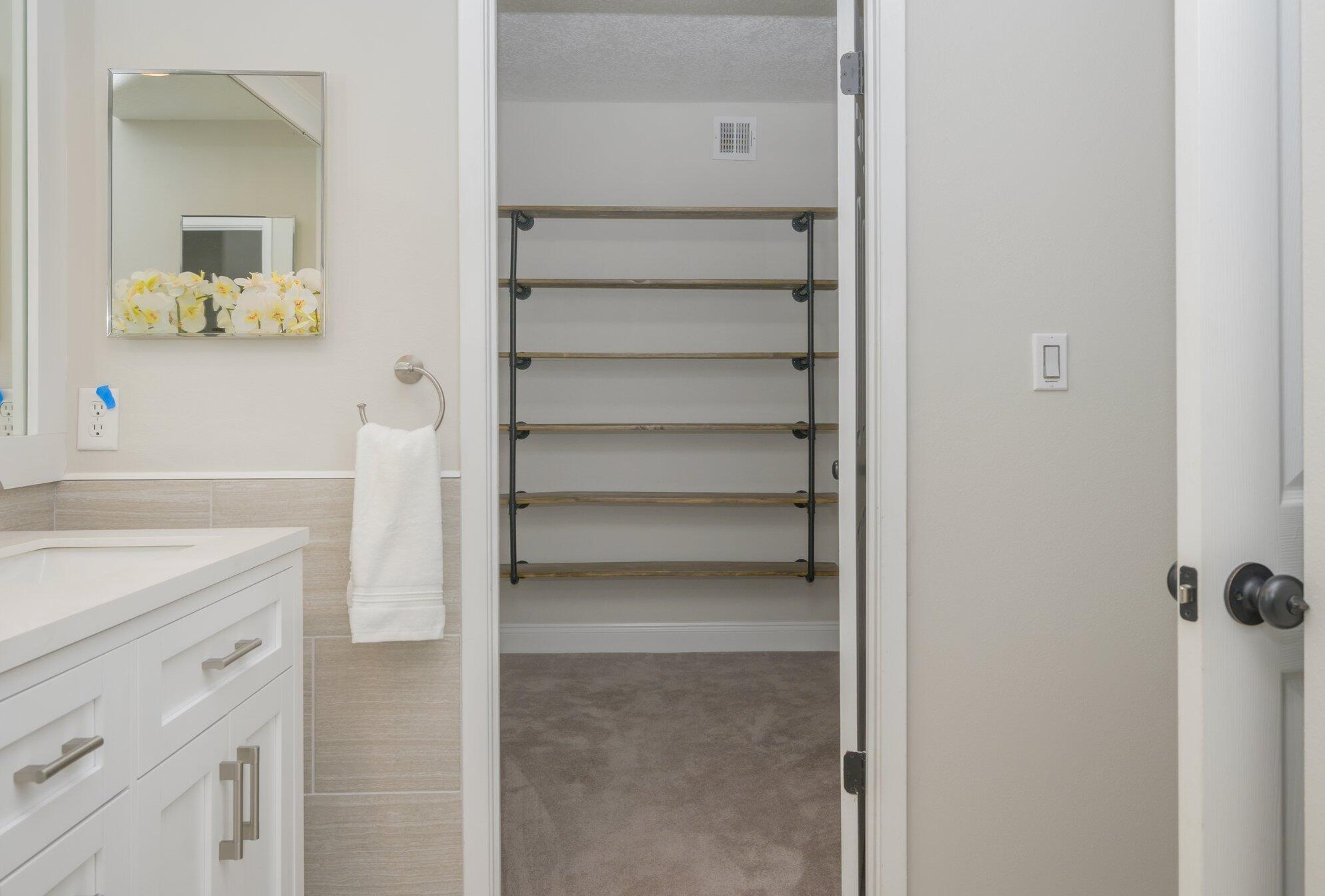 917 Lido Cir, Niceville FL  32578-4404 exterior