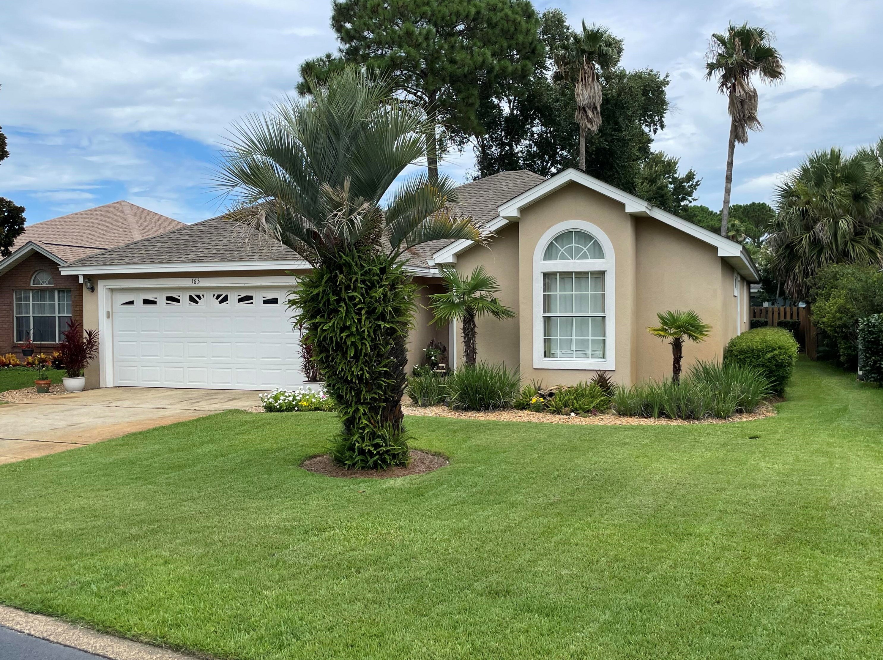163 Bay Tree Dr, Destin, FL 32550