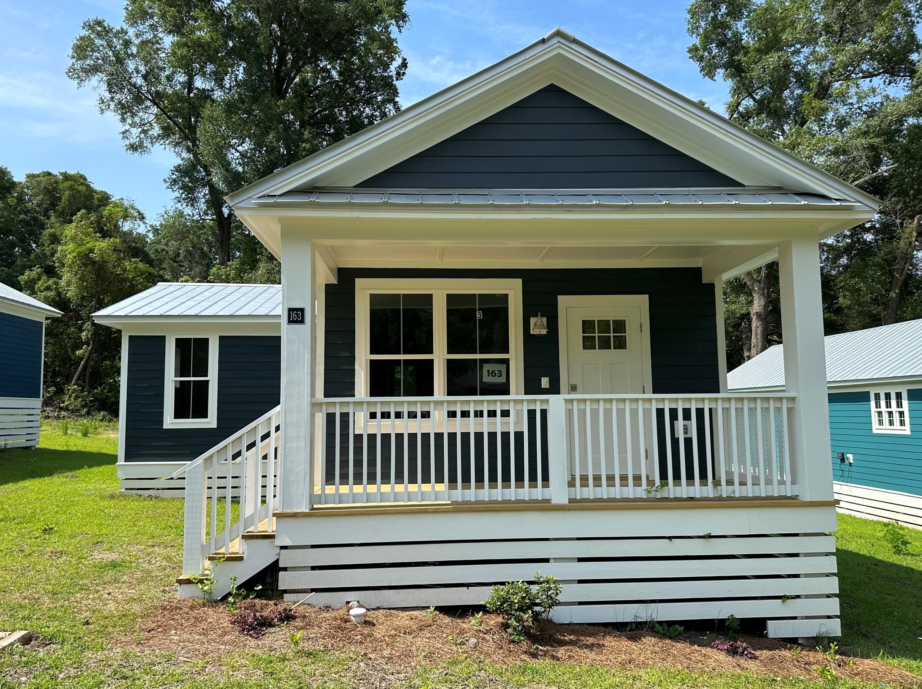 163 W Chaffin Ave W, Defuniak Springs, FL 32433