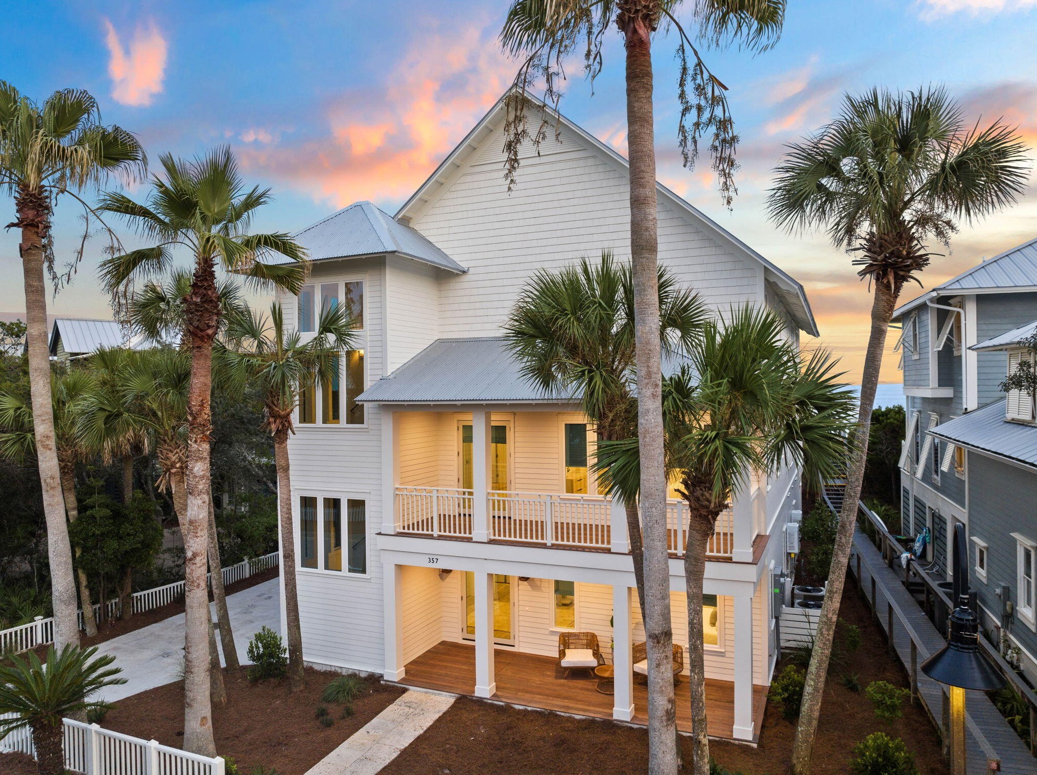 357 Old Beach Rd, Santa Rosa Beach, FL 32459-4468