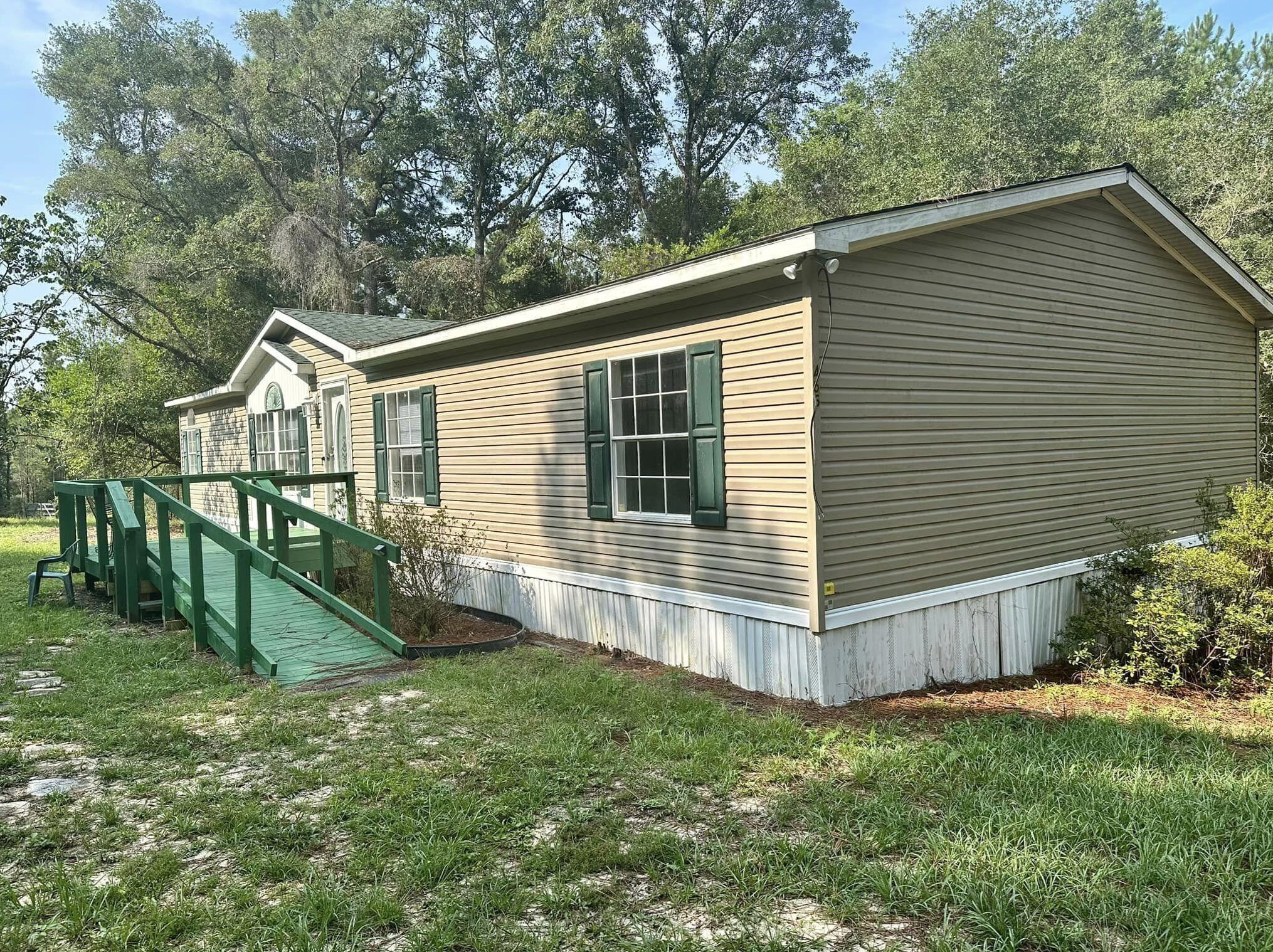 456 Corbin Gainey Rd, Defuniak Springs, FL 32435