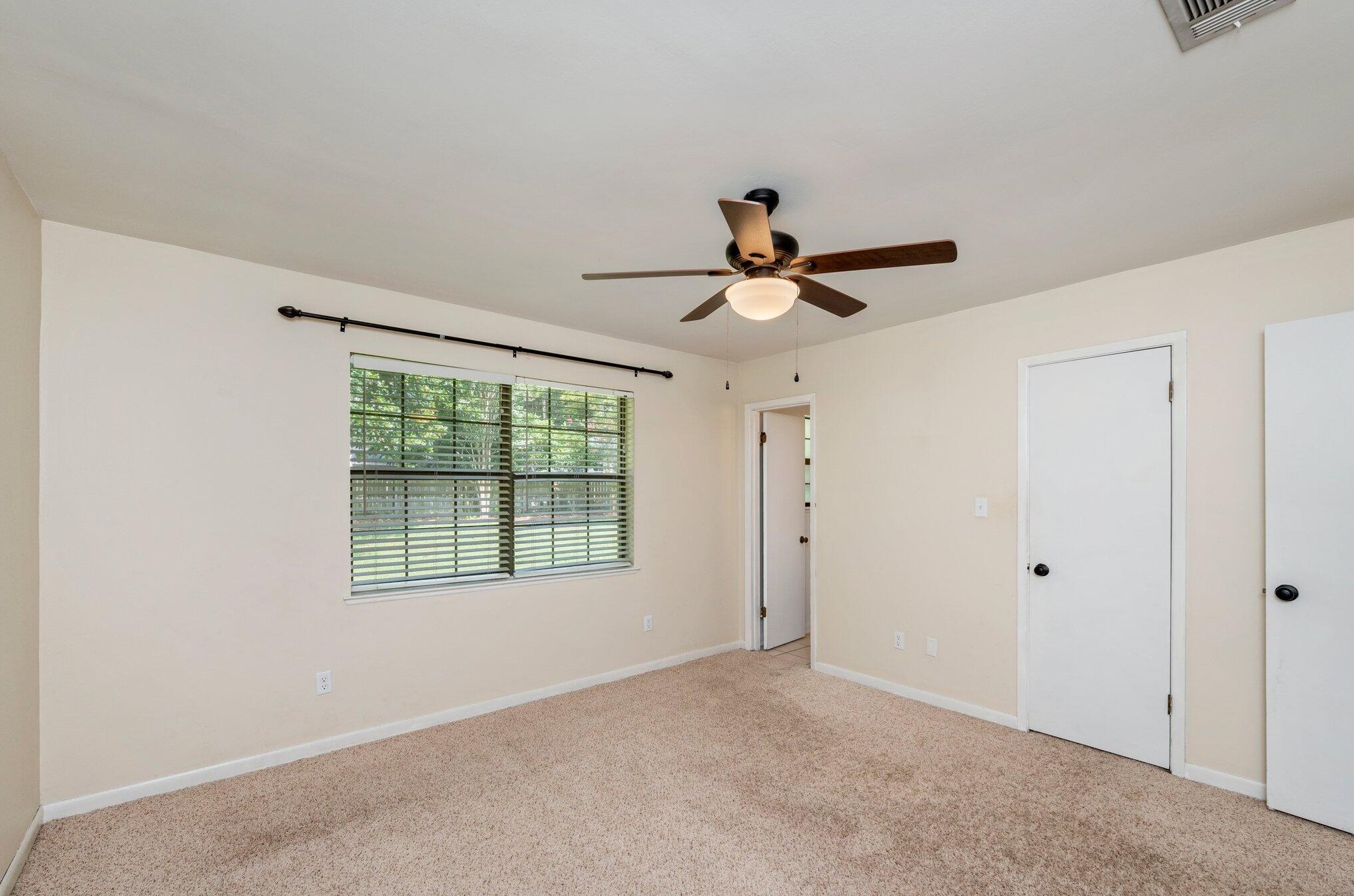 1042 Darlington Oak Dr, Niceville FL  32578-3606 exterior