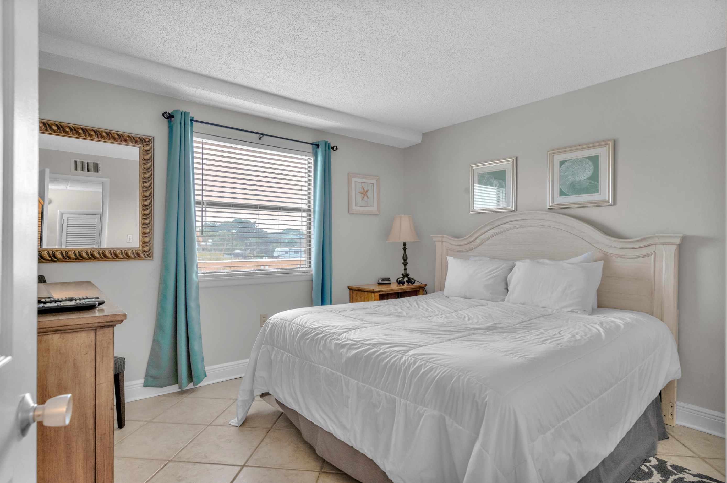 885 Santa Rosa Blvd #208, Fort Walton Beach, FL 32548