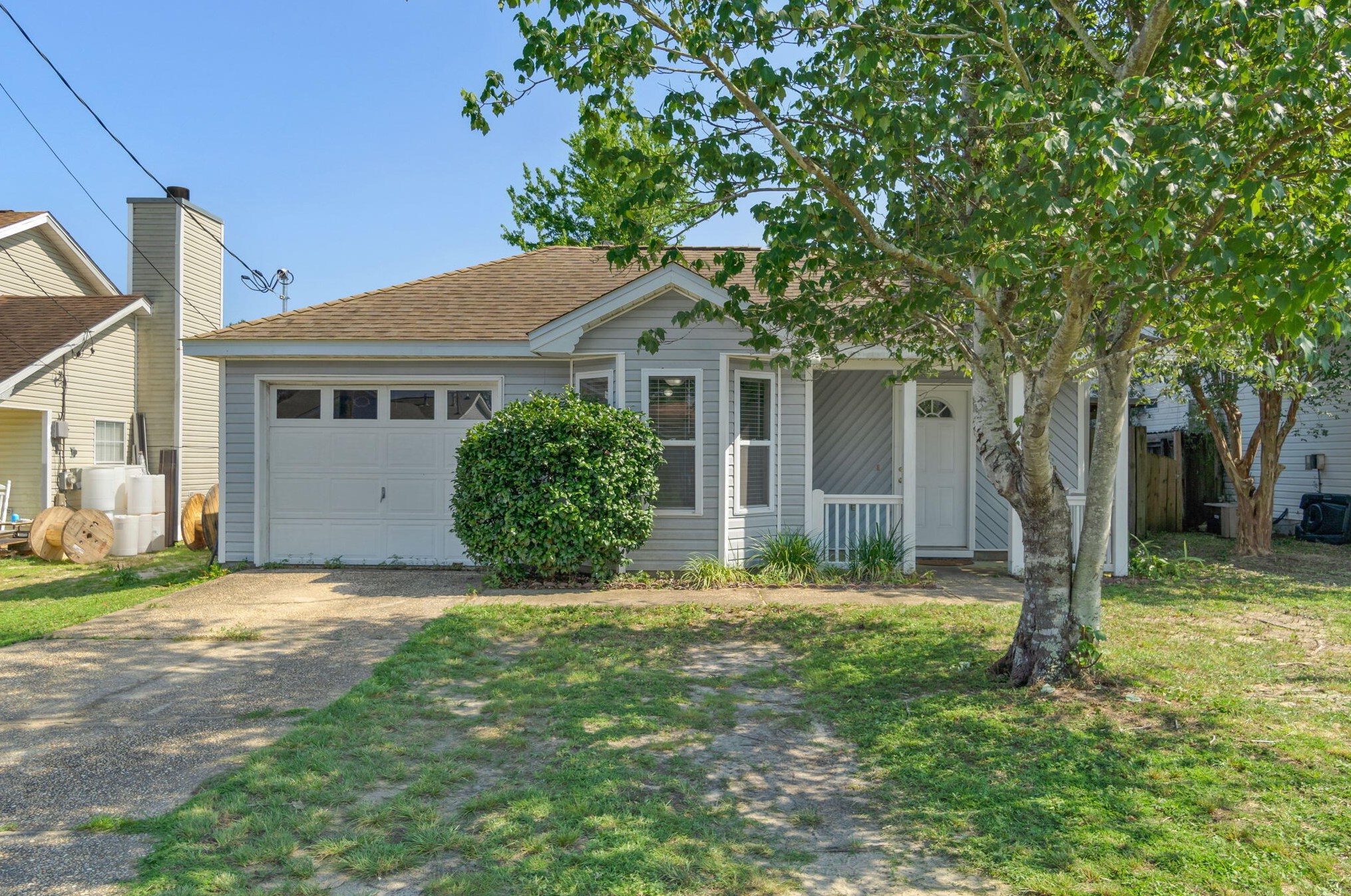 416 Apple Dr, Crestview, FL 32536-9240