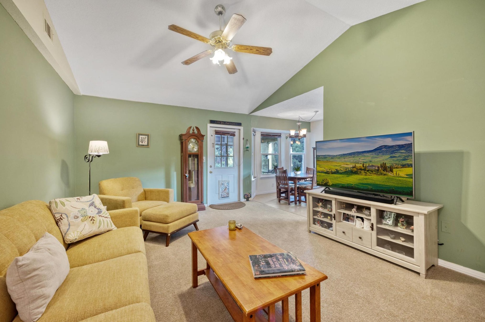 2511 Sunset Dr, Crestview, FL 32536-9501