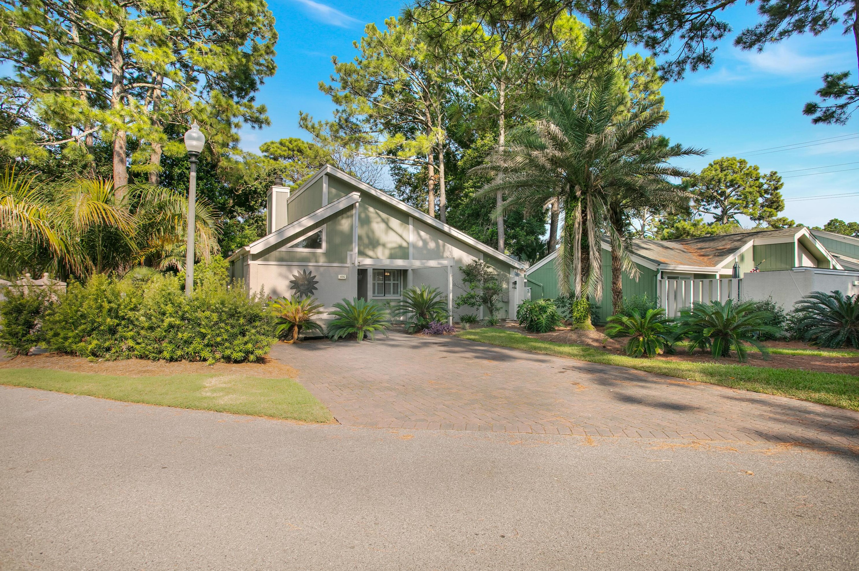 496 Linkside Dr, Destin, FL 32550-4504