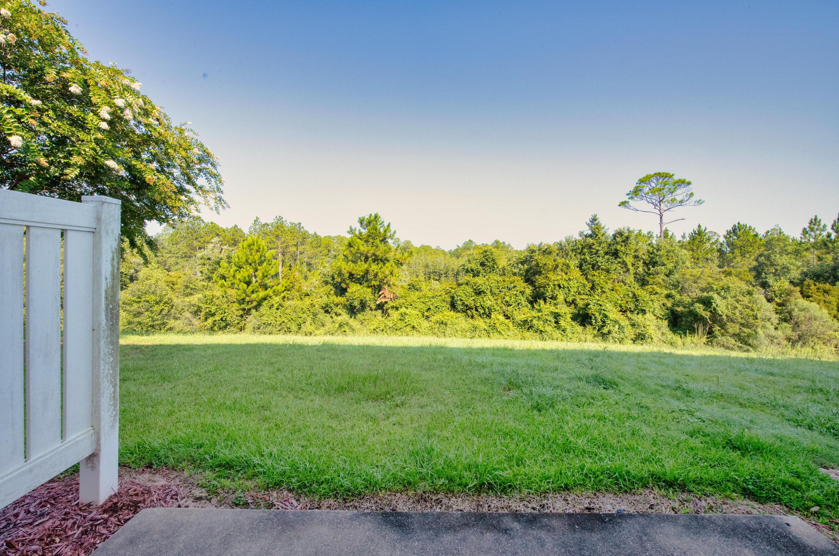 739 Majestic Dr, Crestview FL  32536-2254 exterior