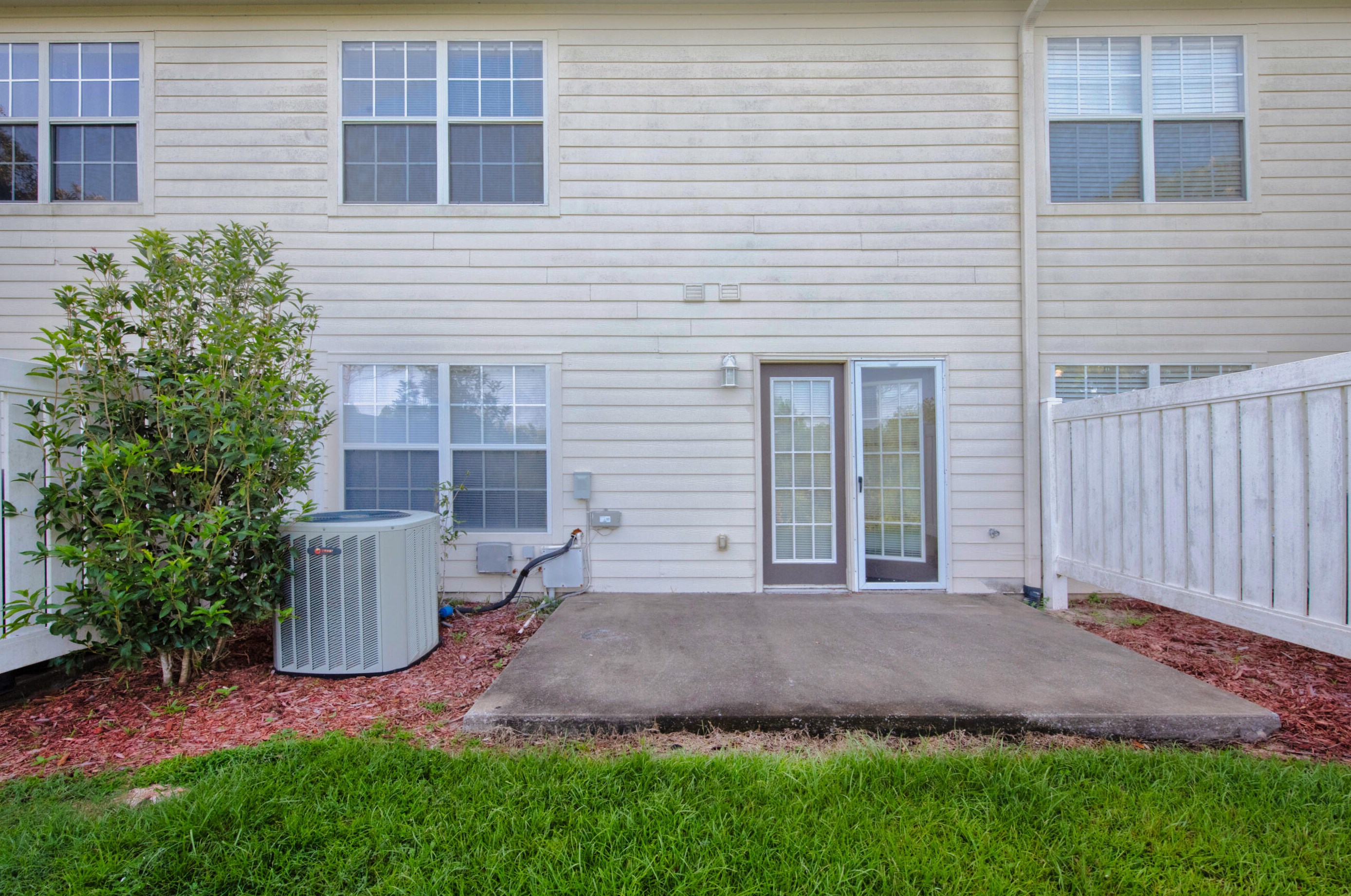 739 Majestic Dr, Crestview FL  32536-2254 exterior