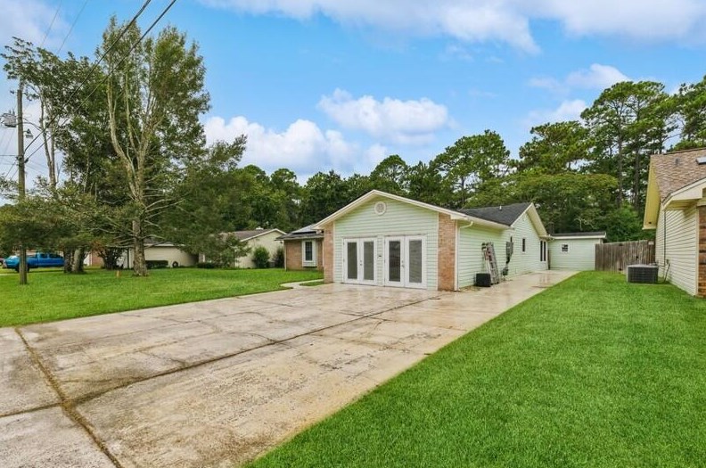 1612 W Campbell Dr W, Fort Walton Beach, FL 32547