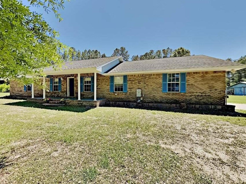 1252 Sexton Dr, Crestview, FL 32531