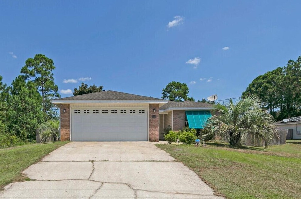 8114 Menorca St, Gulf Breeze, FL 32566-9153