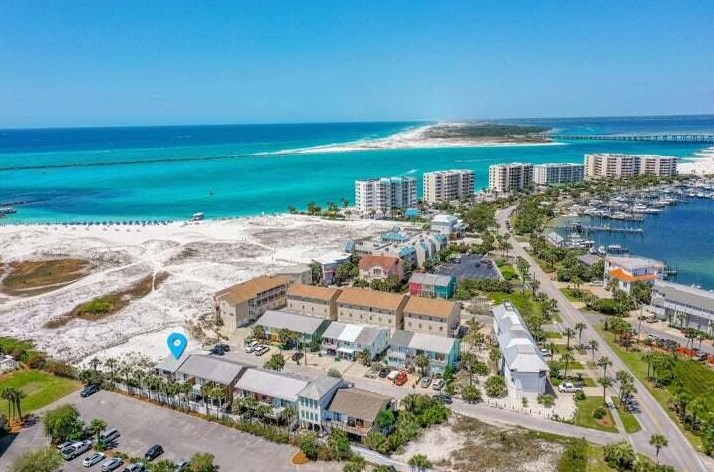 32 Gulf Breeze Ct, Destin, FL 32541