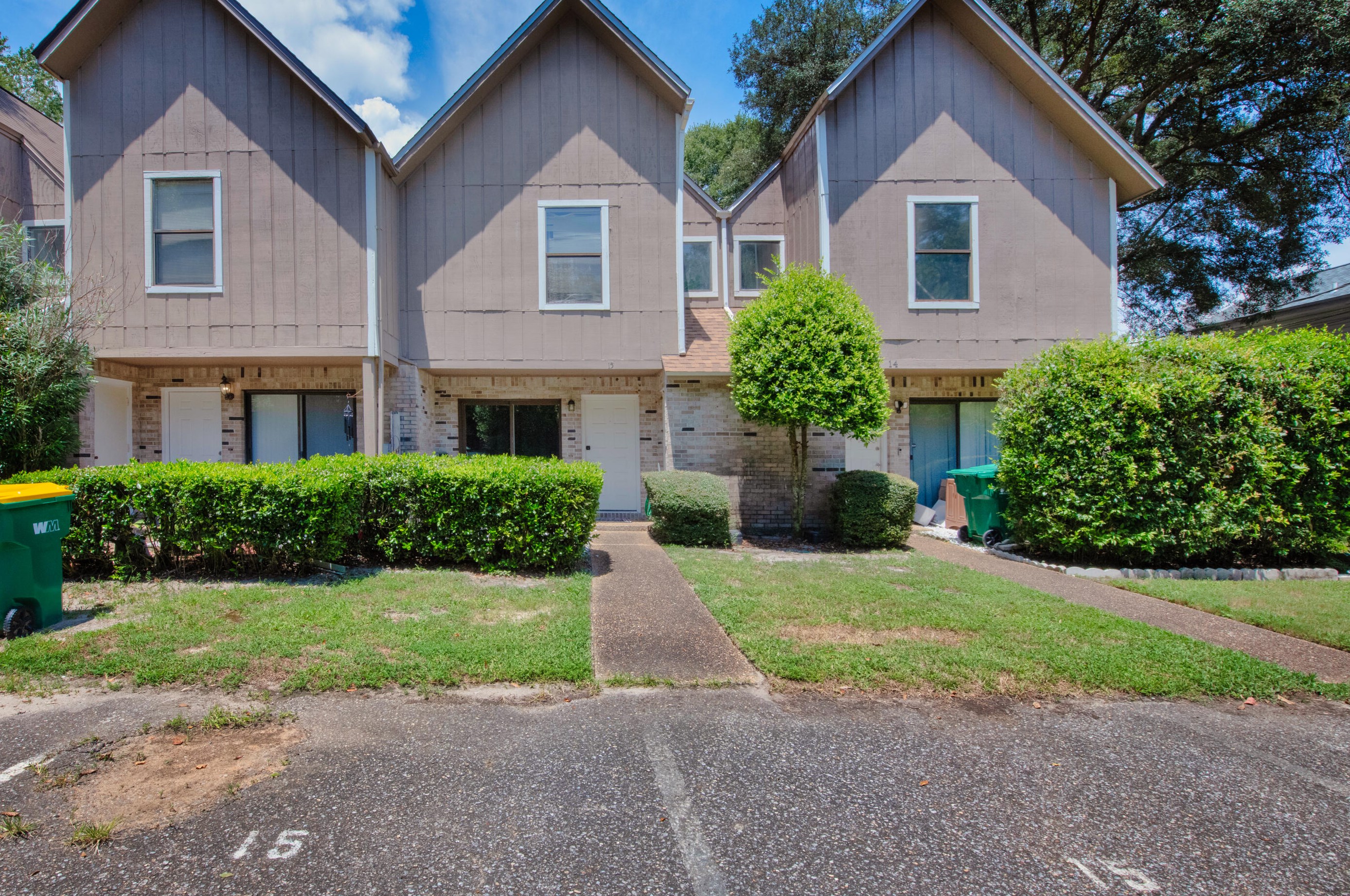 15 Falcon Ridge Ln, Fort Walton Beach, FL 32547-2366
