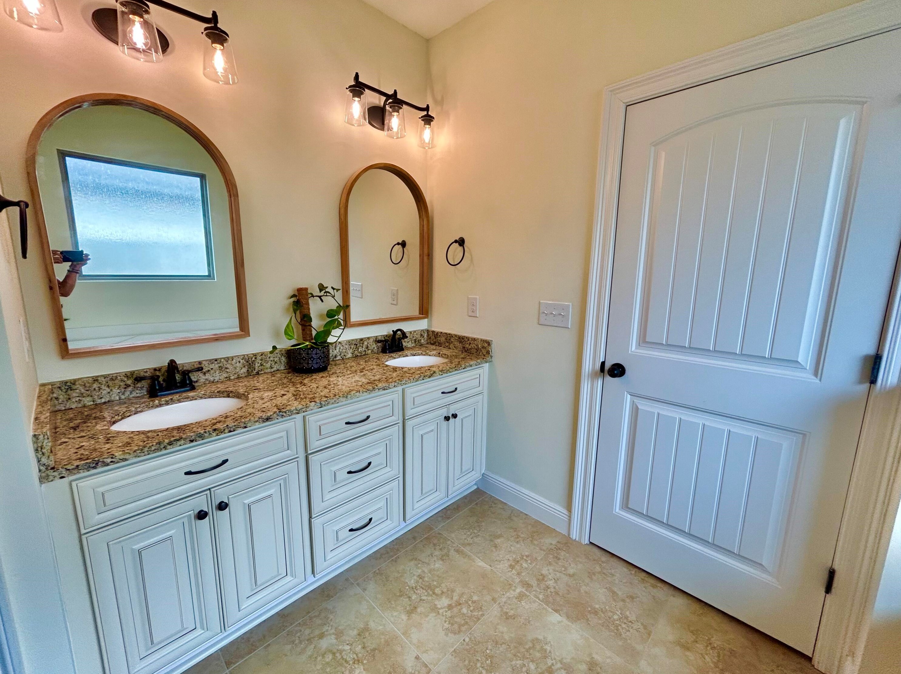420 Shoal River Dr, Crestview FL  32539-8372 exterior